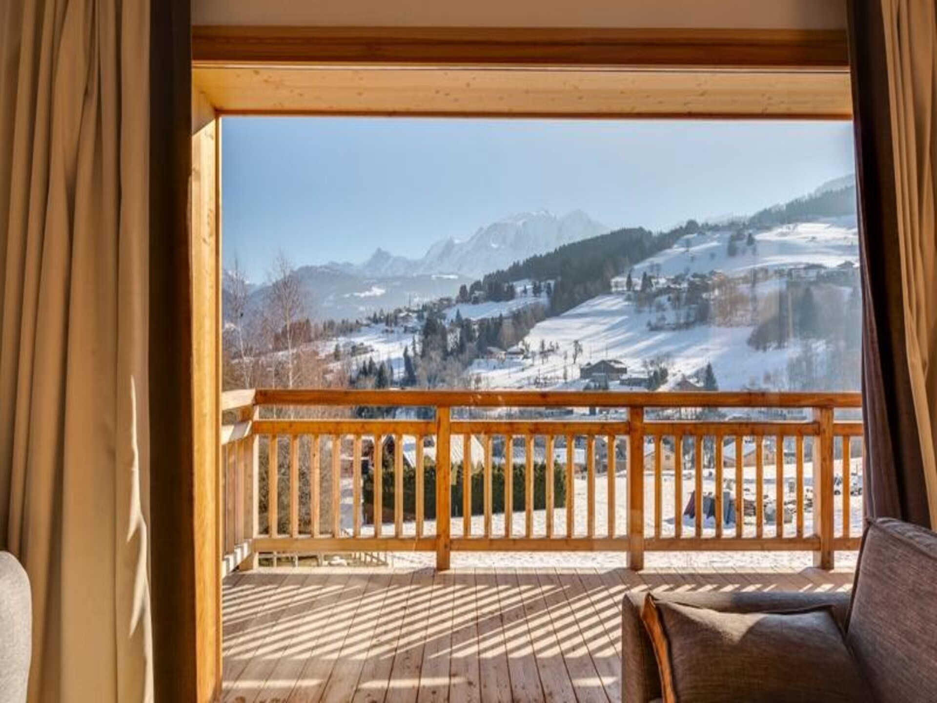 Ruim Alpenappartement voor 8 personen met zicht op de Mont Blanc in Combloux - foto 16