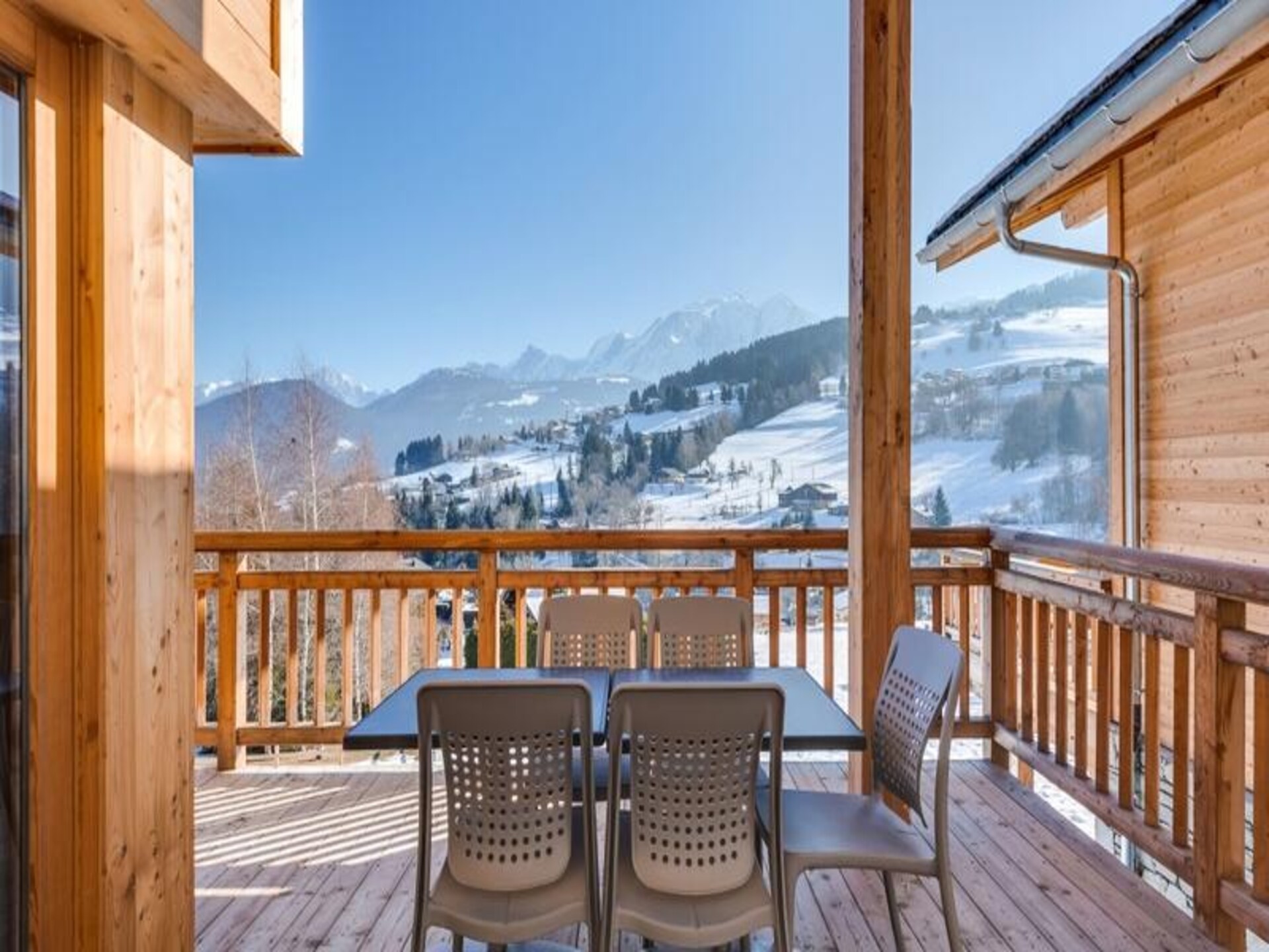 Ruim Alpenappartement voor 8 personen met zicht op de Mont Blanc in Combloux - foto 17