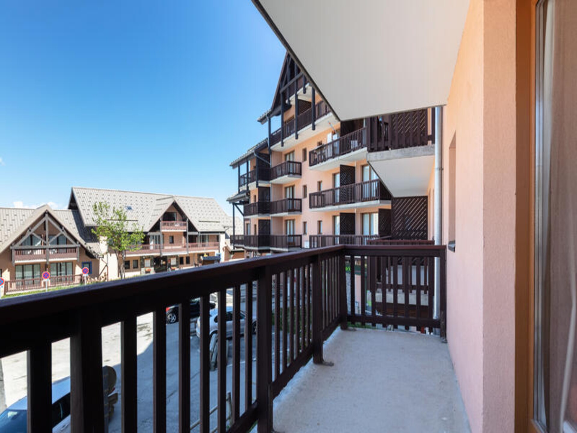 Appartement Valmeinier 1800 met directe piste, zwembad en zuidbalkon - foto 15