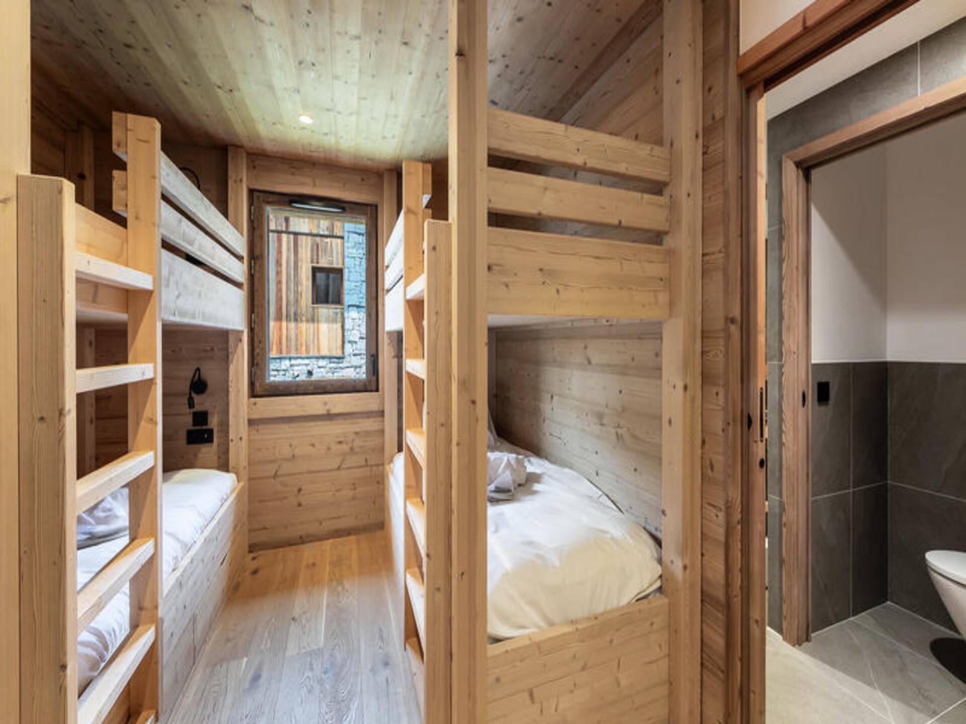 Chalet Caseblanche: 200m², sauna, 100m van de piste in Saint Martin - foto 11