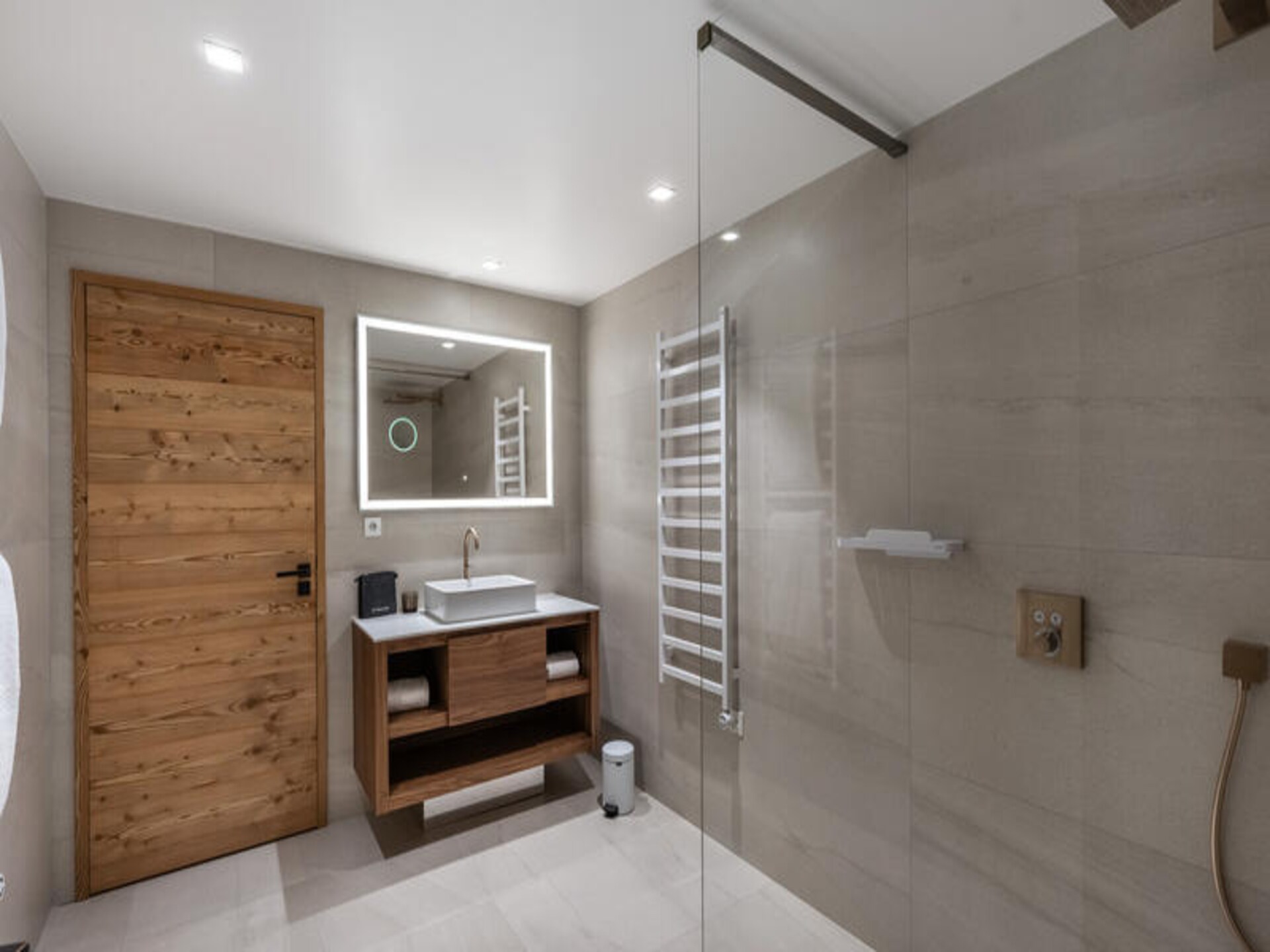 Luxe appartement 151m² aan de piste in Courchevel 1850 voor 8 personen - foto 6