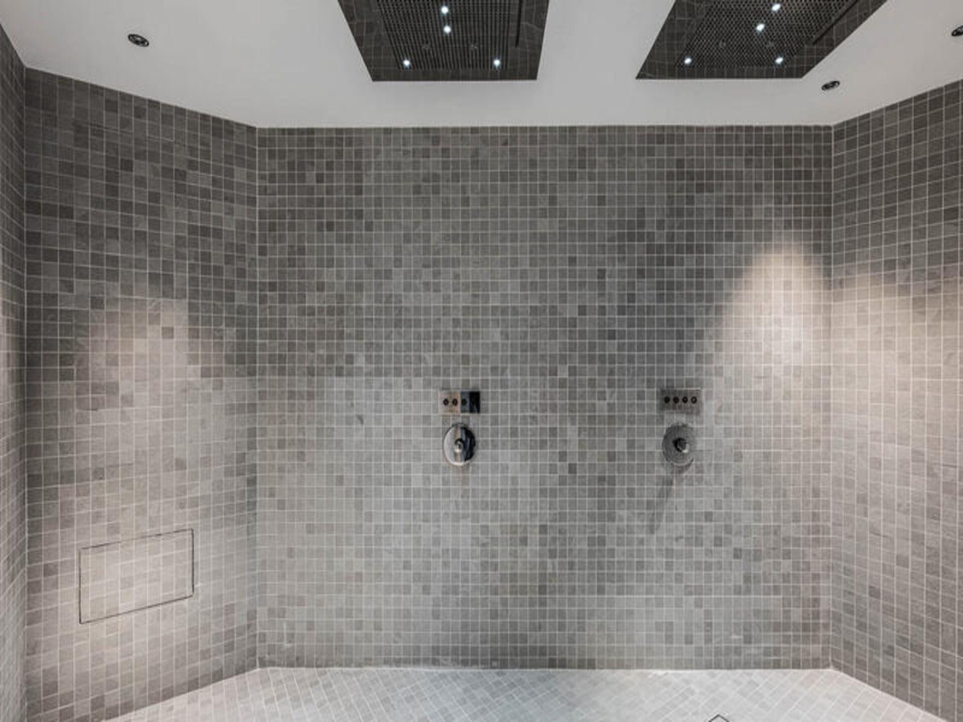 Luxe appartement 151m² aan de piste in Courchevel 1850 voor 8 personen - foto 11