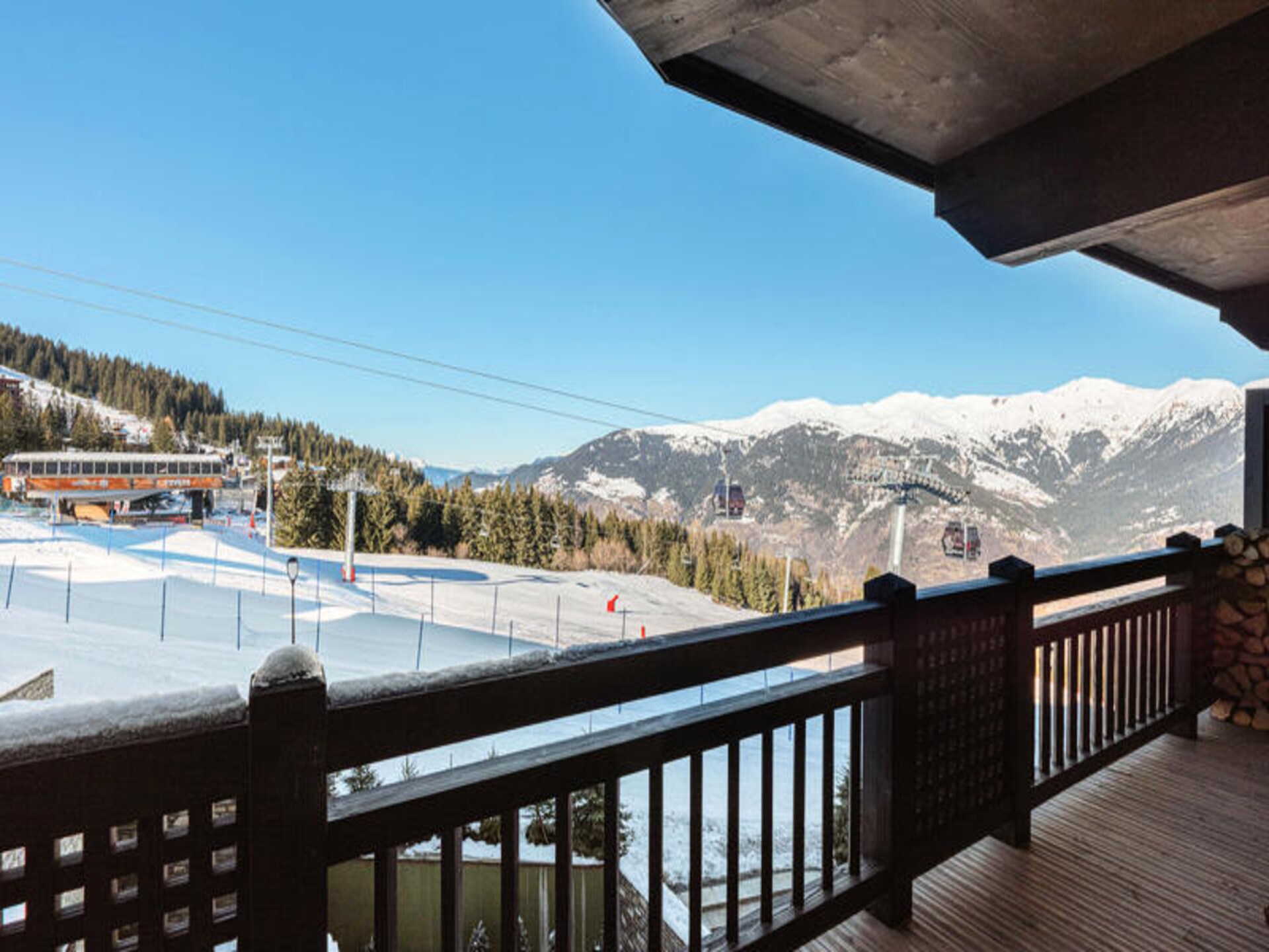 Appartement 86m² in Courchevel 1850, ski-in/ski-out met spa & zwembad - foto 4