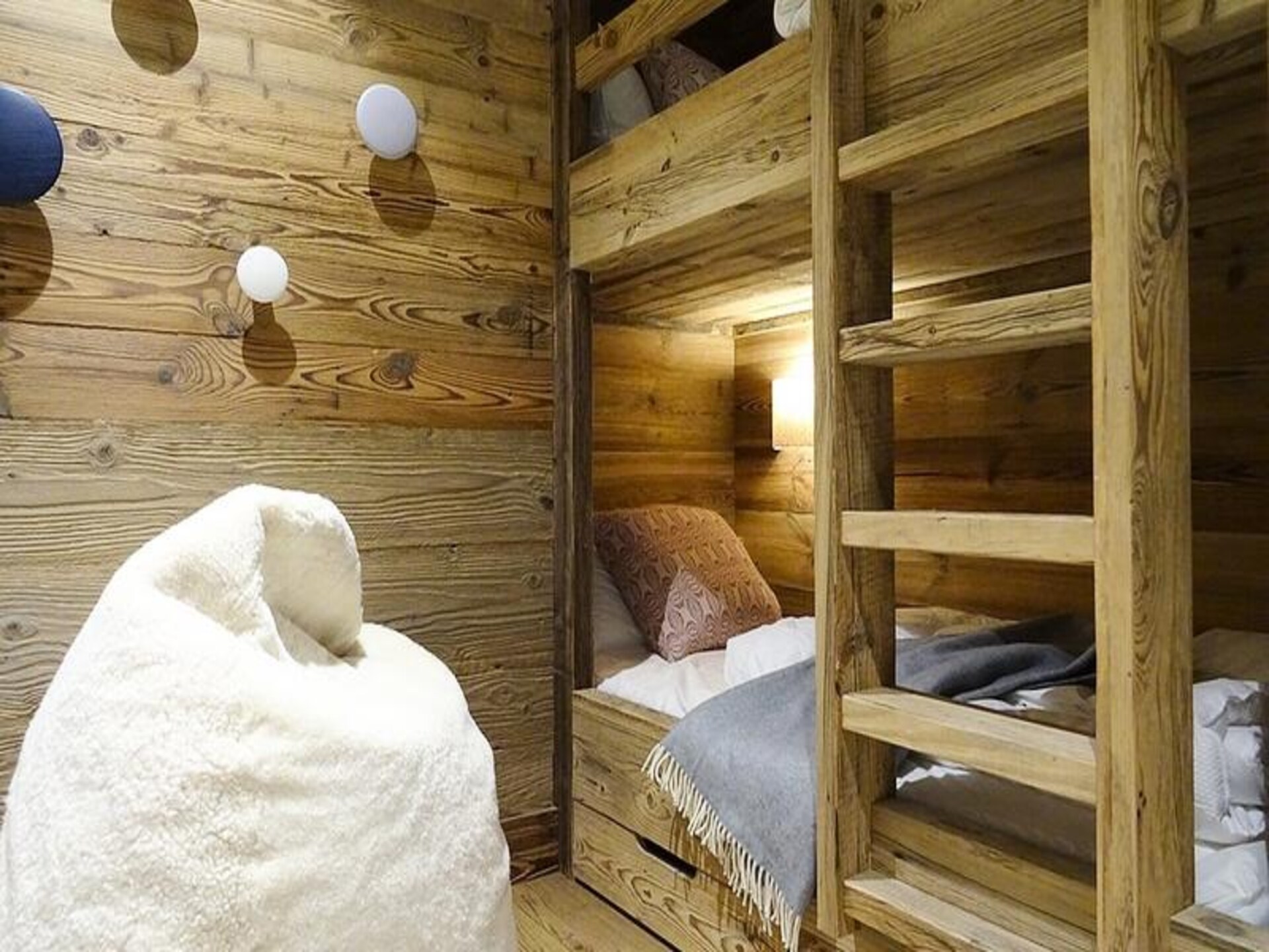 Ruim 10-persoons appartement met sauna aan de piste in Les Belleville - foto 19