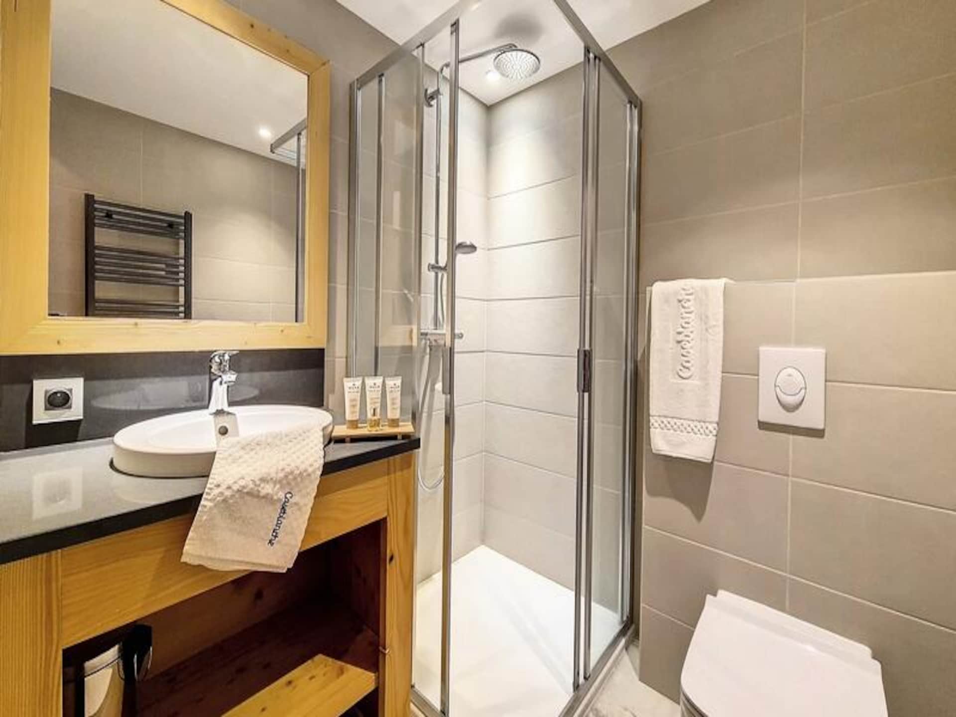 Luxe appartement voor 6 personen met jacuzzi en sauna, 50 meter van de lift in Les 3 Vallées - foto 11