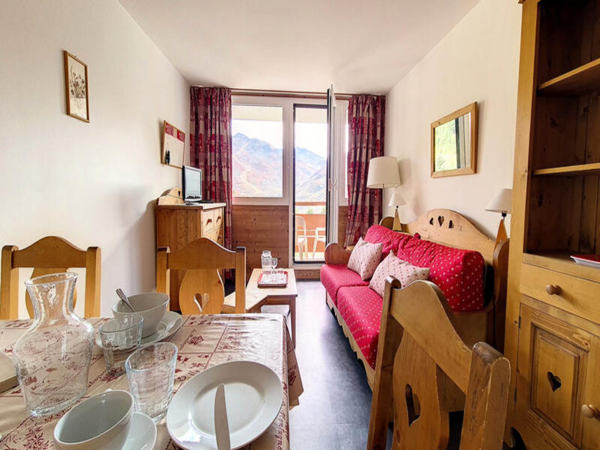 Knus vernieuwd appartement op de piste in Les Menuires met zuidbalkon - foto 6