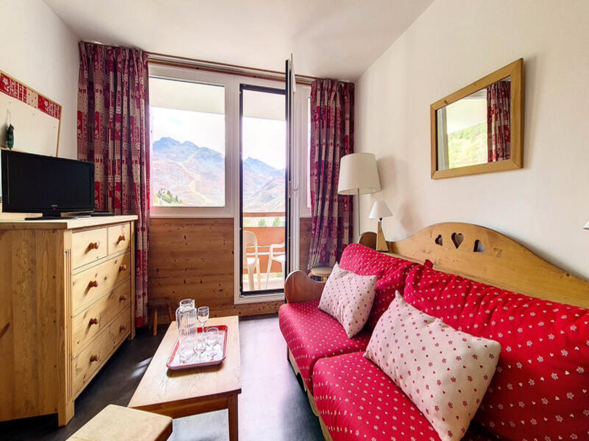 Knus vernieuwd appartement op de piste in Les Menuires met zuidbalkon - foto 9
