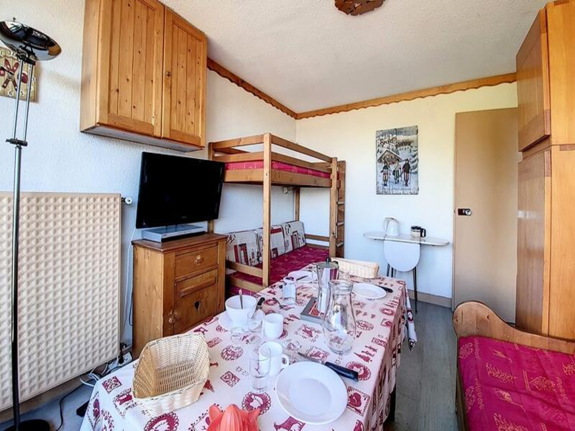 Appartement op 8e verdieping met directe piste-toegang en panoramisch bergzicht - foto 9