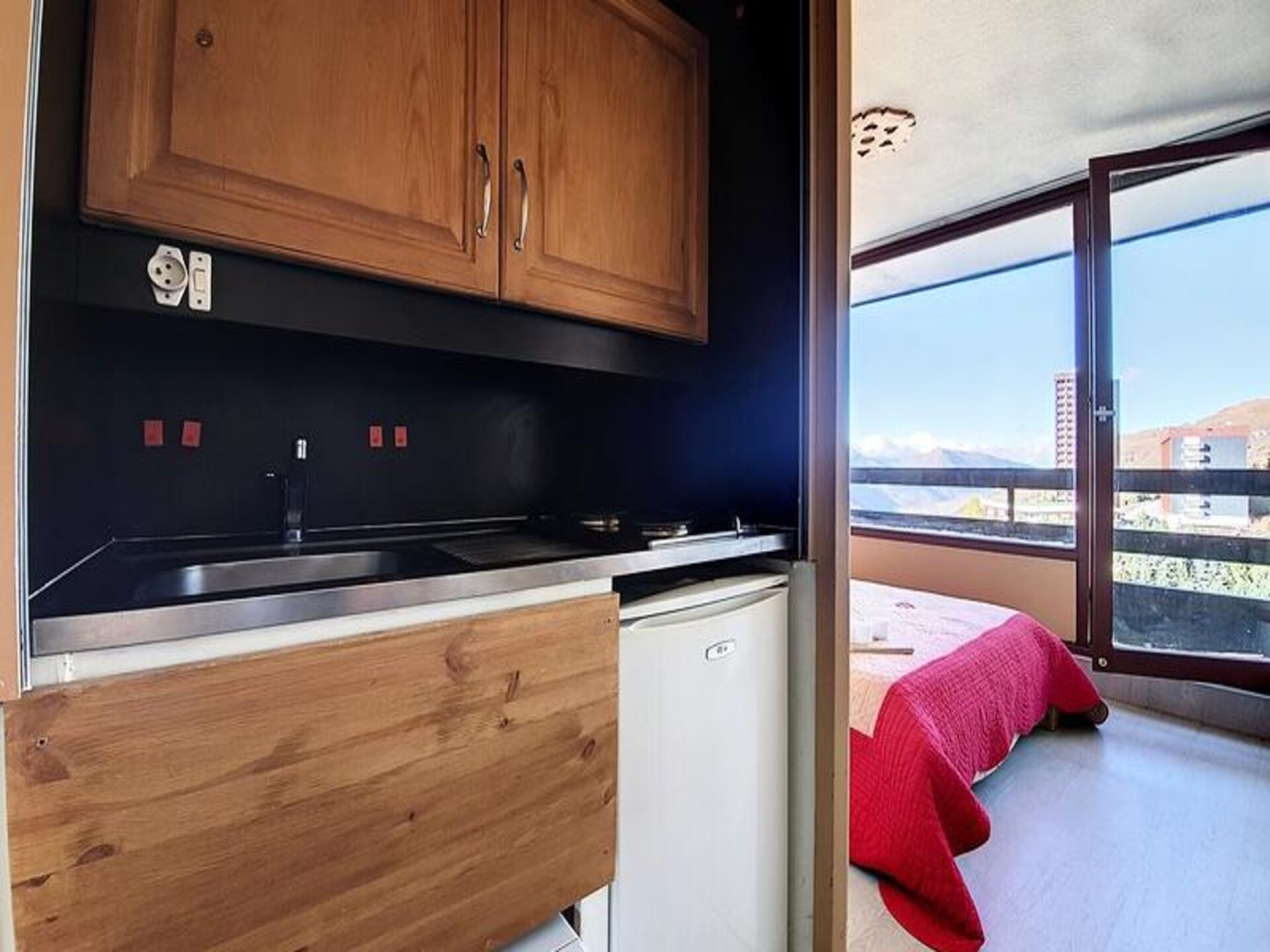 Appartement op 8e verdieping met directe piste-toegang en panoramisch bergzicht - foto 14