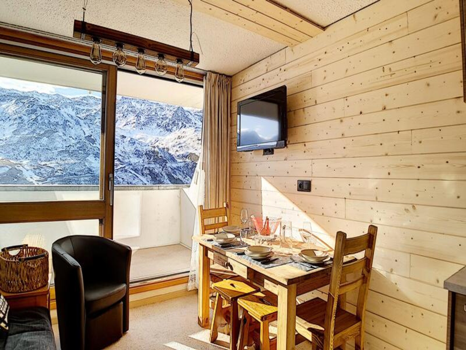 Sfeervol duplex appartement op de piste in Les Menuires, 4 personen - foto 12