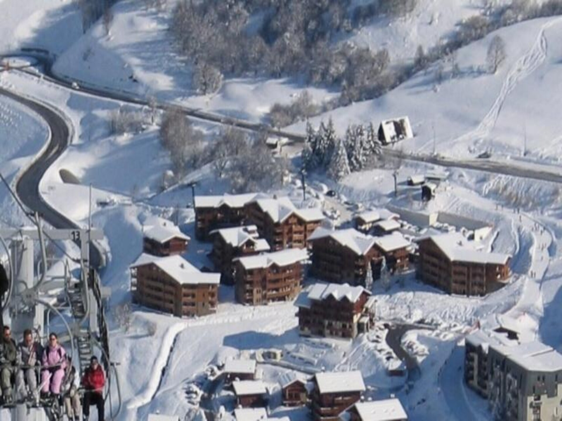Appartement 6p direct aan piste Les Belleville, balkon west - foto 1