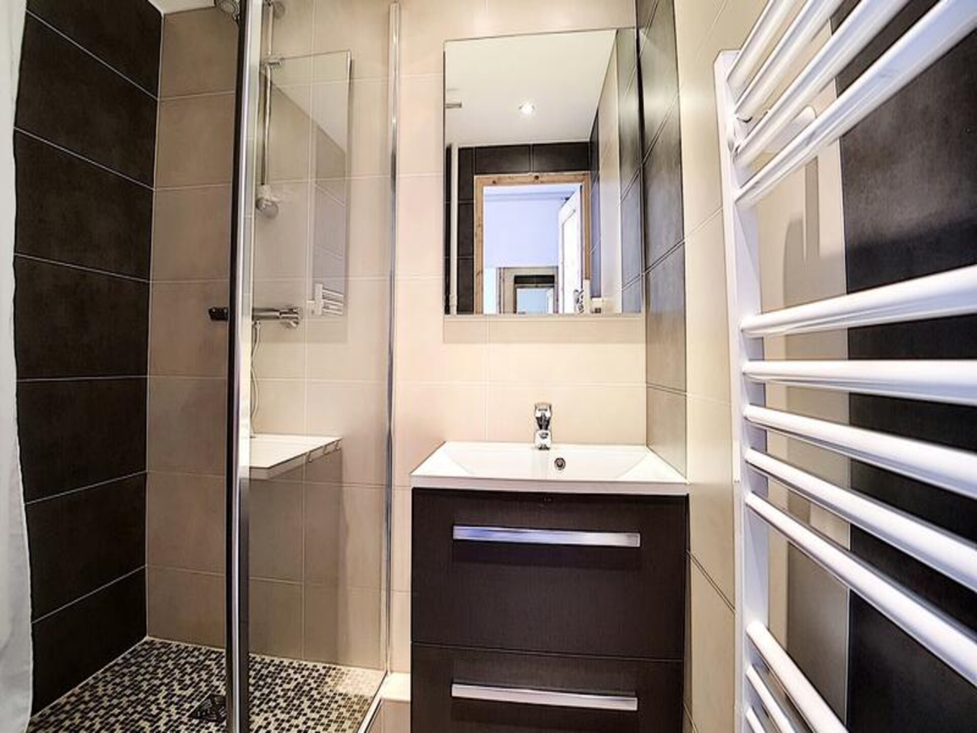 Knus appartement op de piste in Les Belleville – 5 personen - foto 14