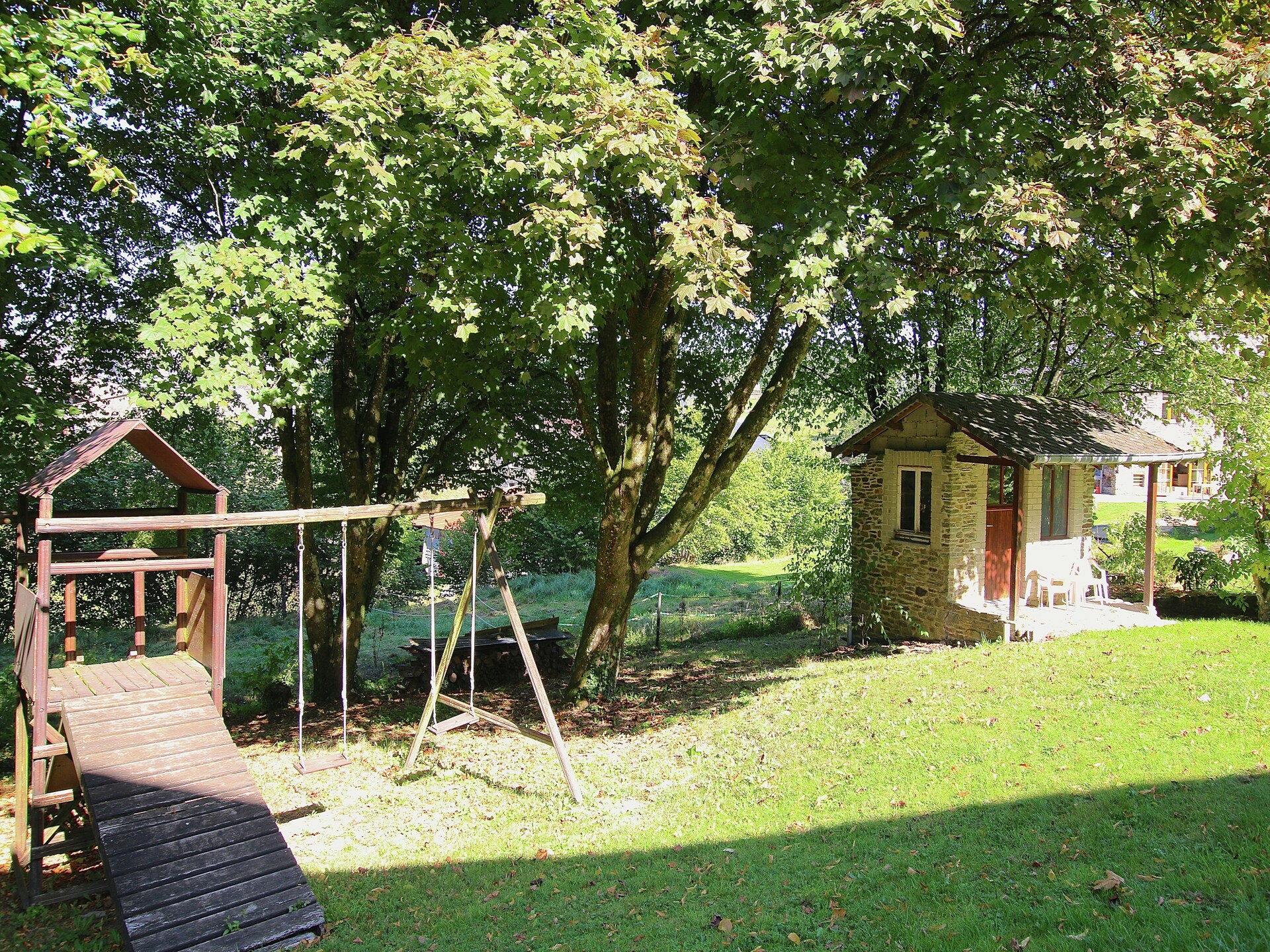 3-persoons landhuis met houtkachel aan het bos in Baillamont - foto 25