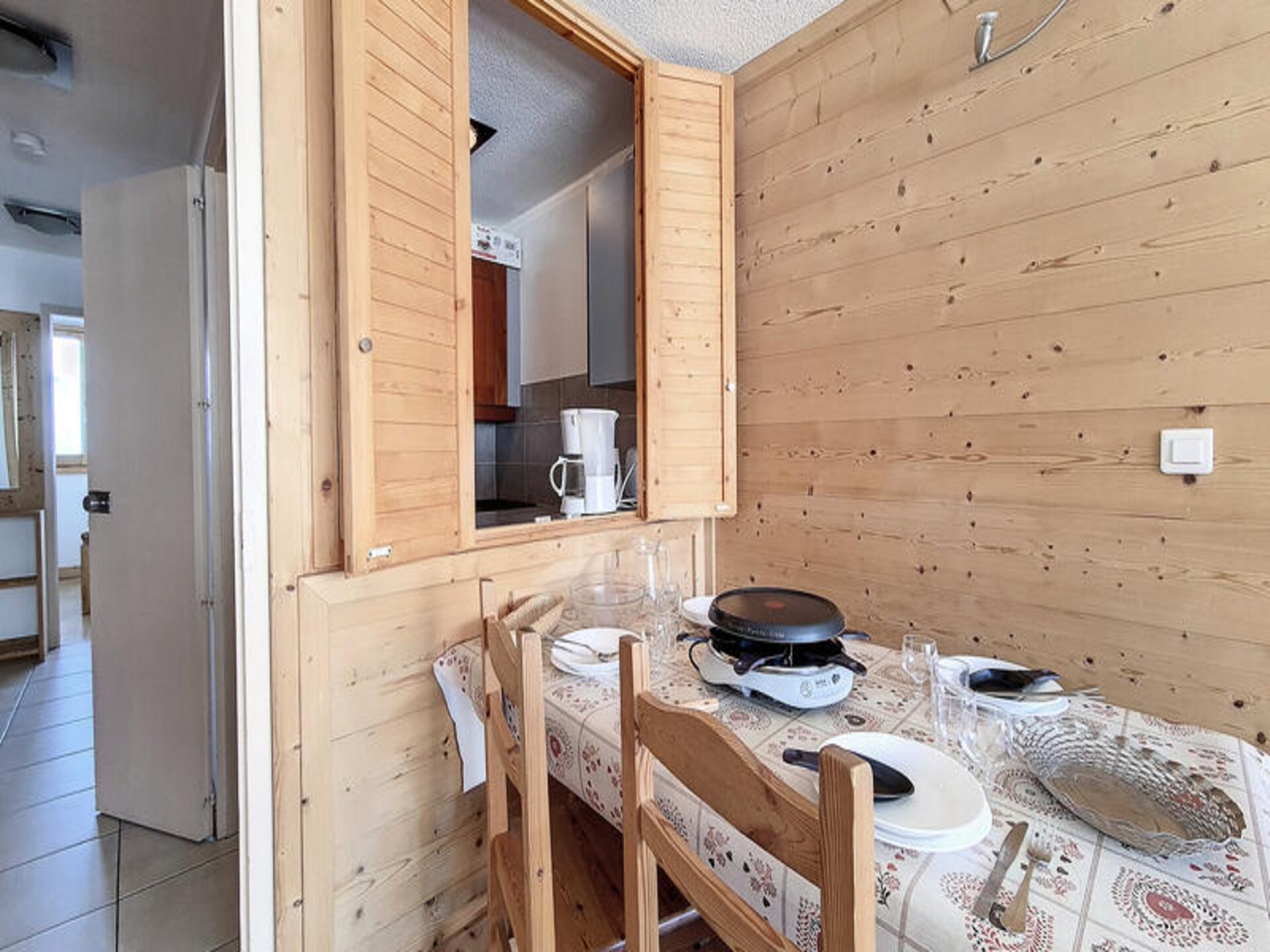 Appartement 5 pers. aan de piste in Les Menuires met balkon op het zuiden - foto 9