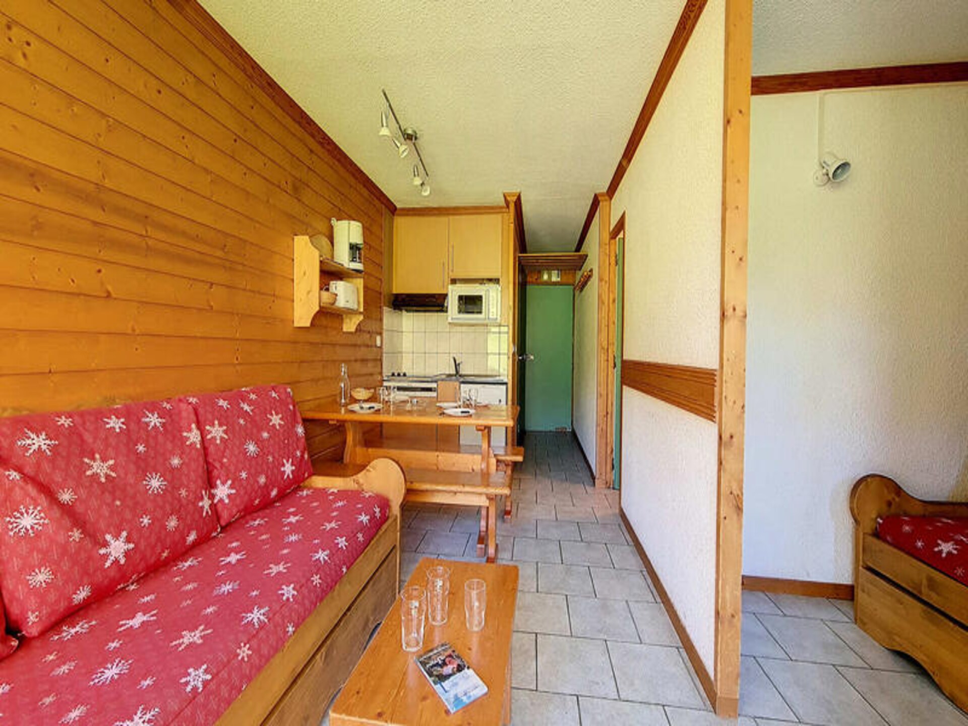 Gezellig appartement in Les Menuires met skilift op loopafstand en balkon - foto 9