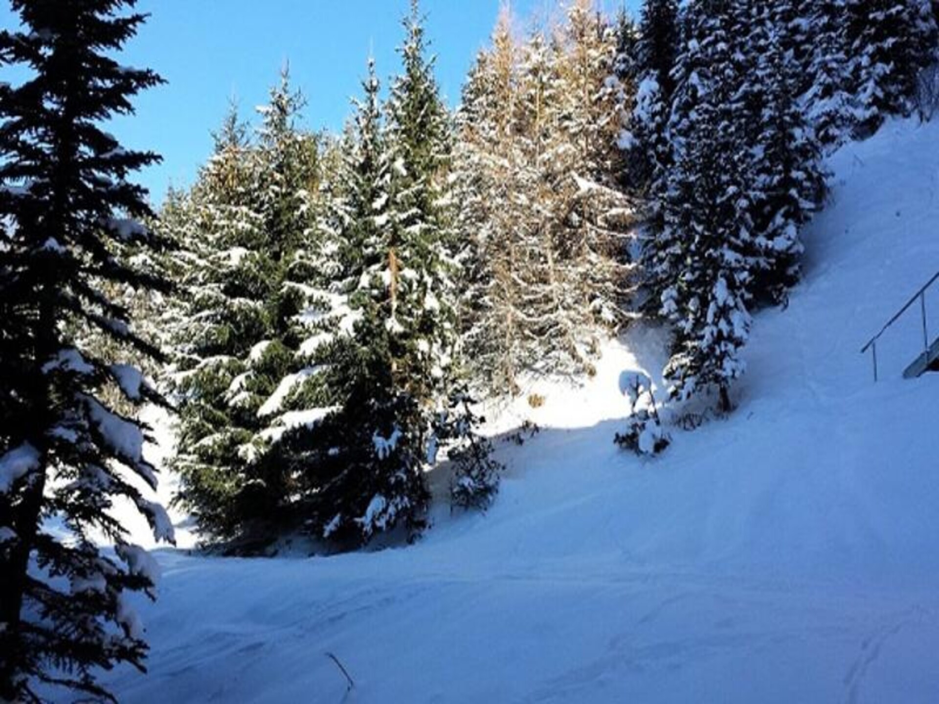 Studio Les Menuires: ski-in/ski-out met balkon en uitzicht op de Alpen - foto 16