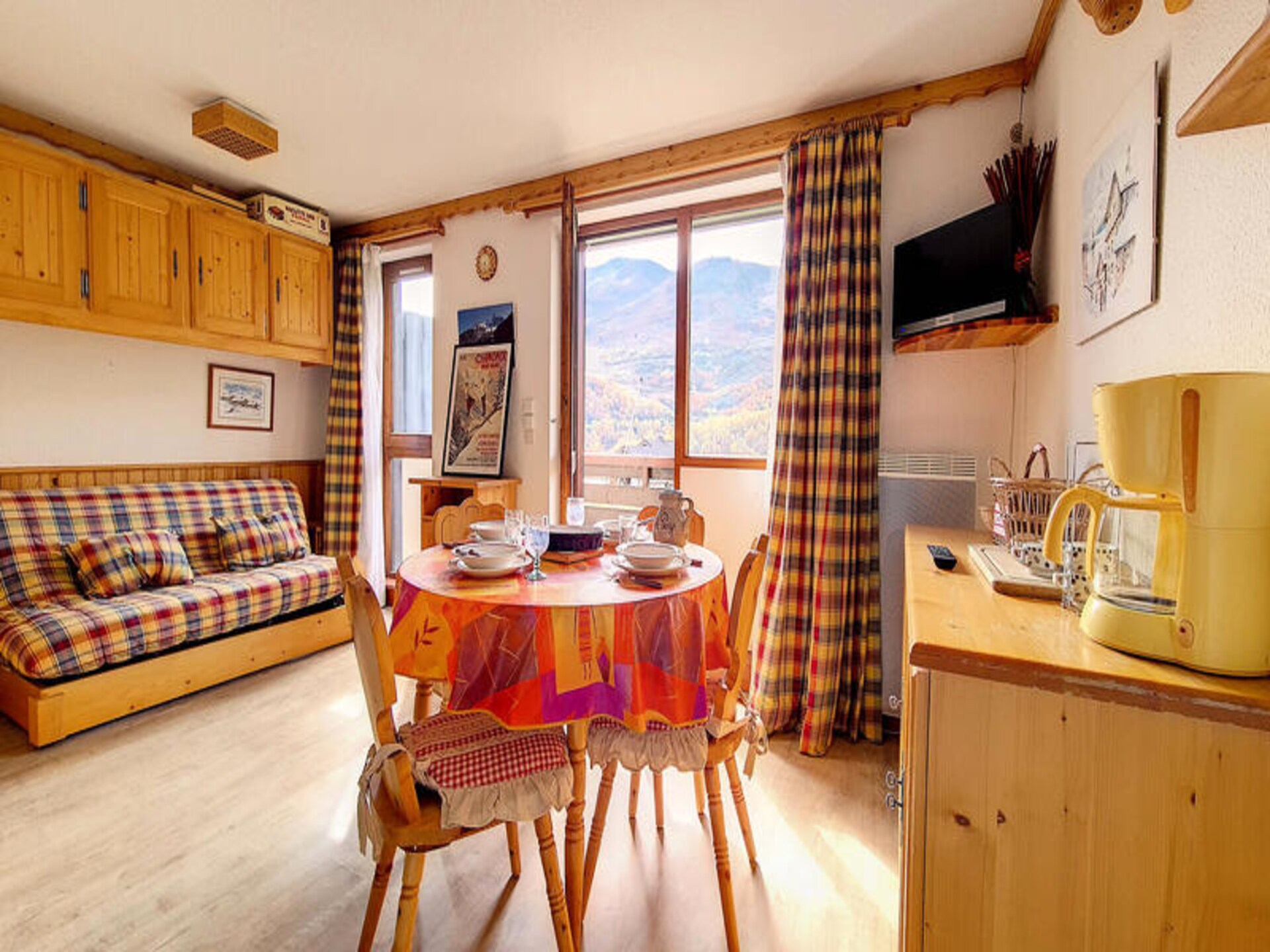 Studio Les Menuires: ski-in/ski-out met balkon op het westen in Résidence Sarvan - foto 4