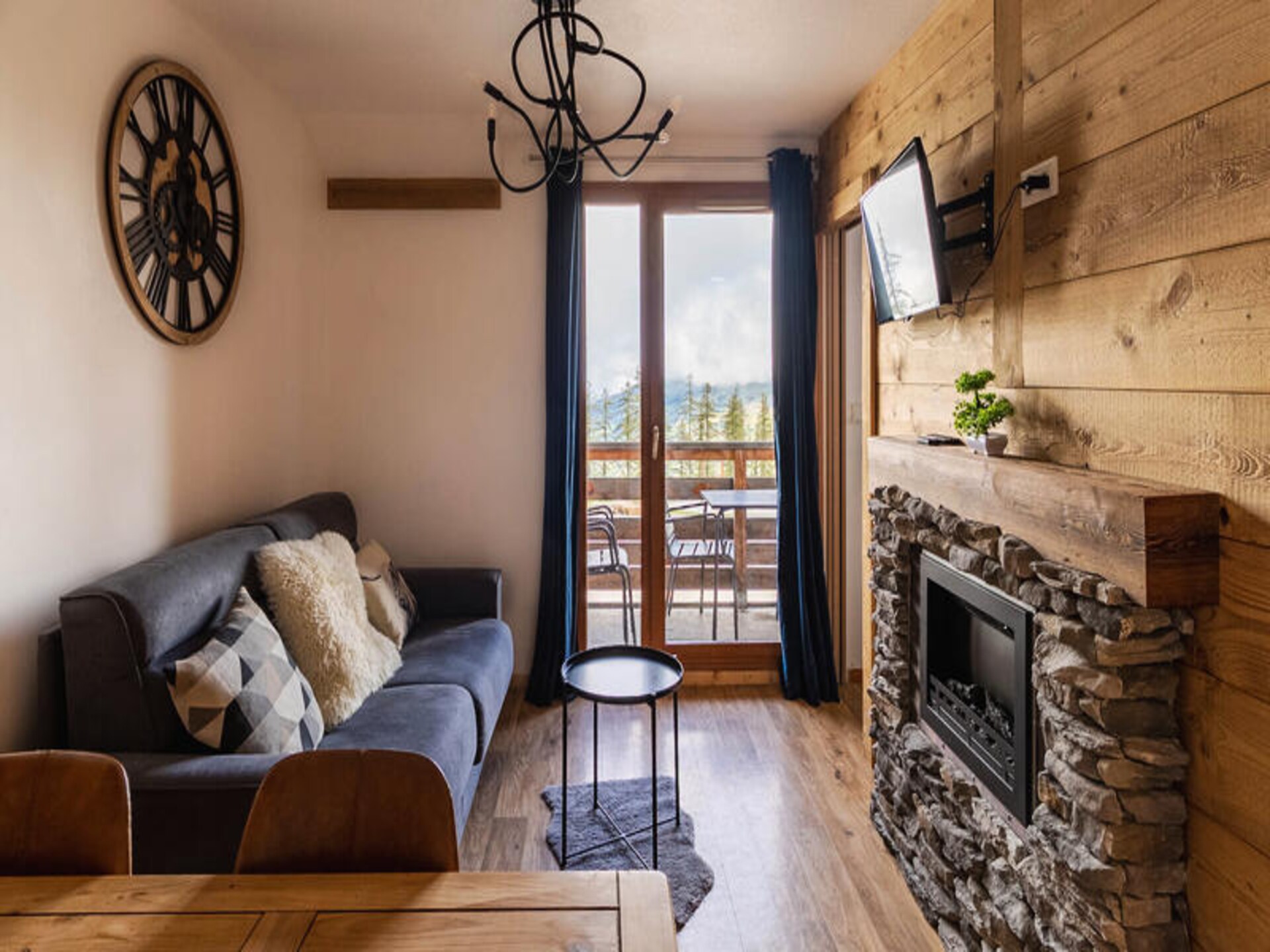 Appartement op 1800m in Les Orres, direct aan de piste met zwembad - foto 11