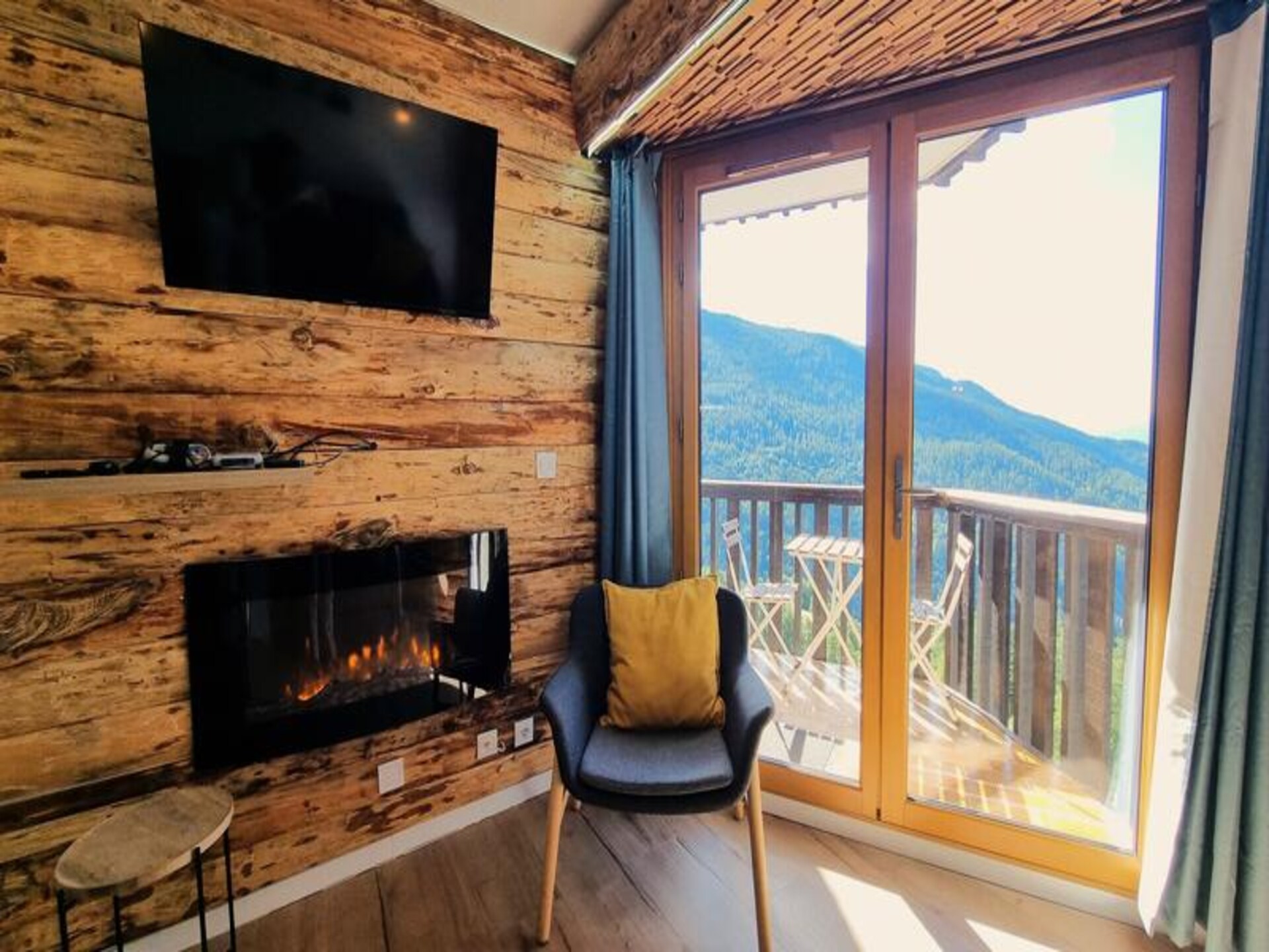 Studio op 7e verdieping met panoramisch uitzicht op het meer van Serre-Ponçon - foto 10