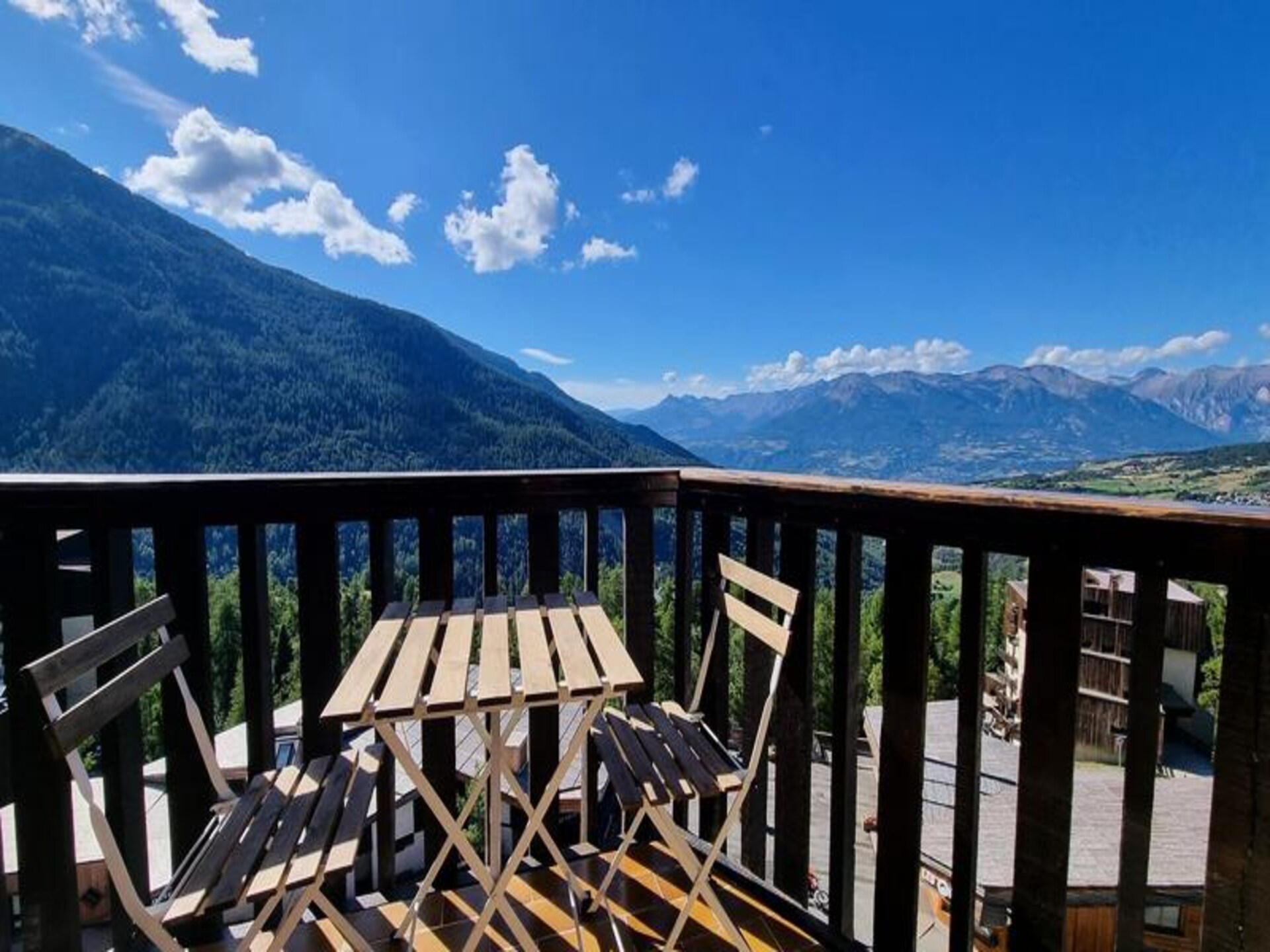 Studio op 7e verdieping met panoramisch uitzicht op het meer van Serre-Ponçon - foto 12
