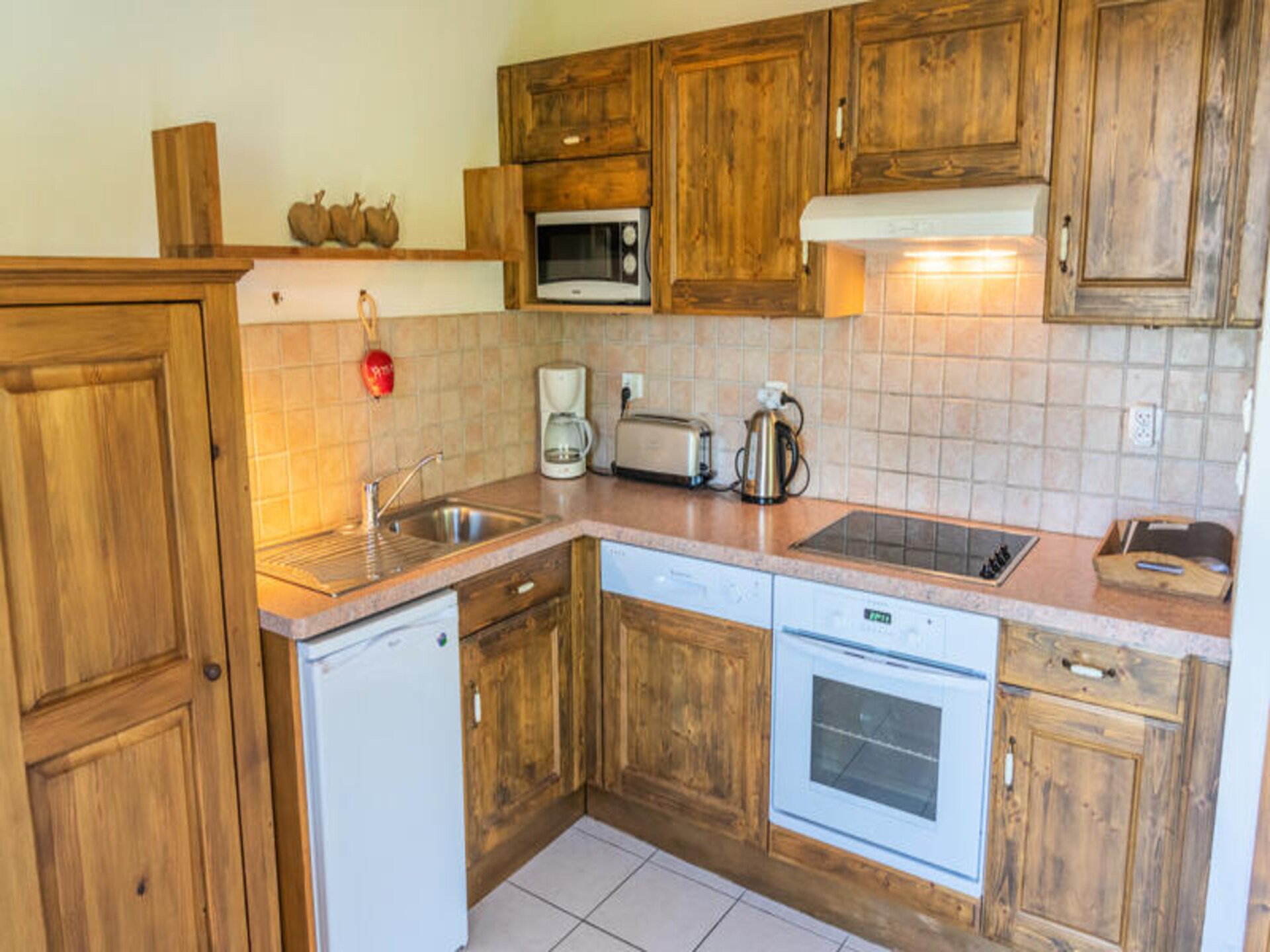 Zonnig appartement op 1550m met panoramisch uitzicht op het meer van Serre-Ponçon - foto 2