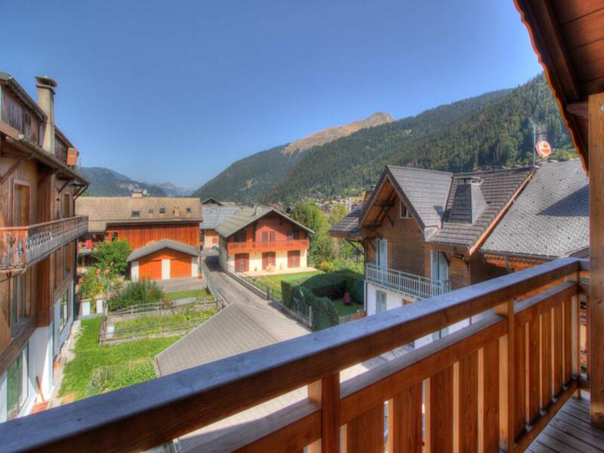 Authentiek 6-persoons appartement met balkon en uitzicht op de pistes in Morzine - foto 6
