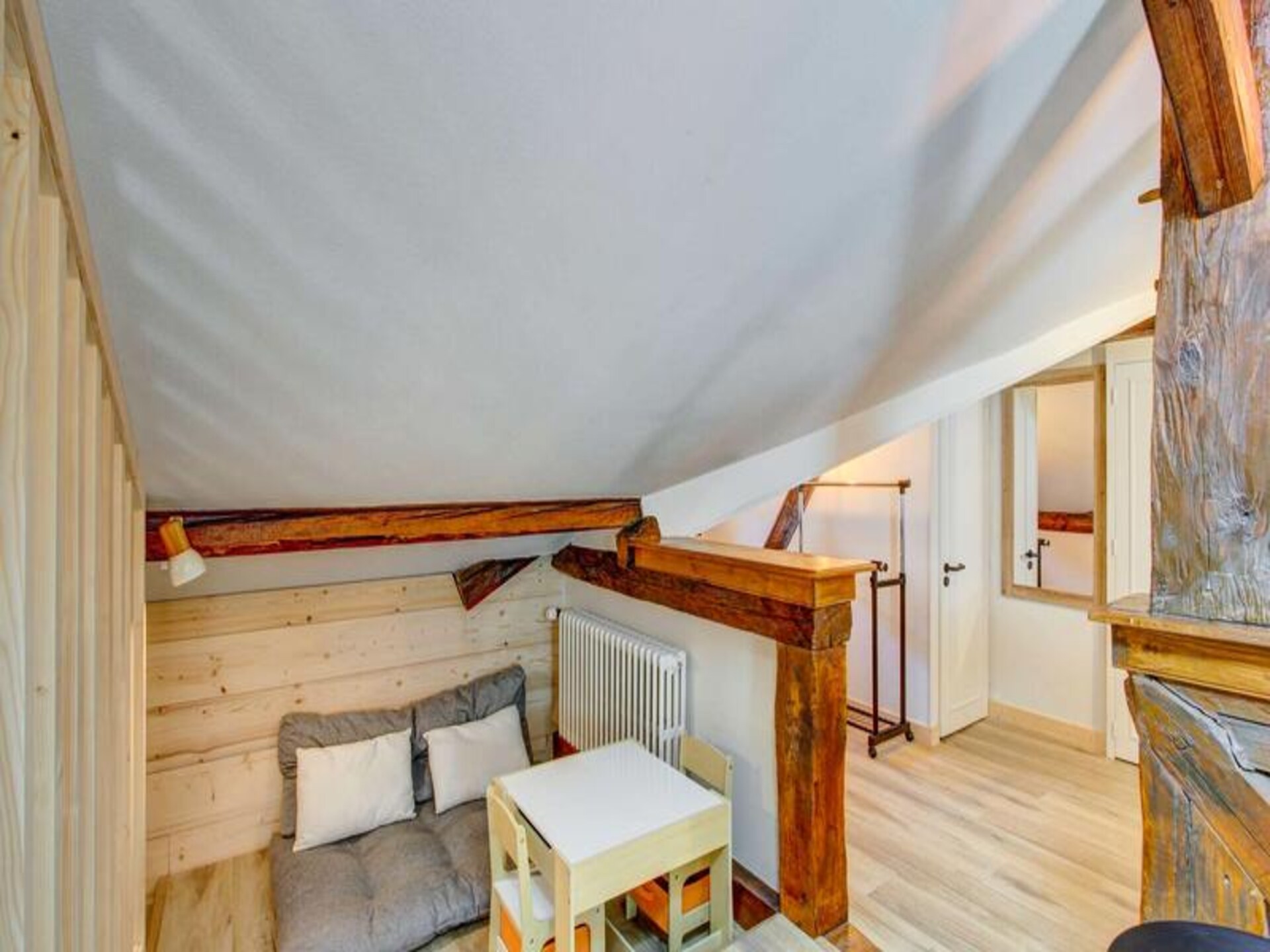 Authentiek 6-persoons appartement met balkon en uitzicht op de pistes in Morzine - foto 10