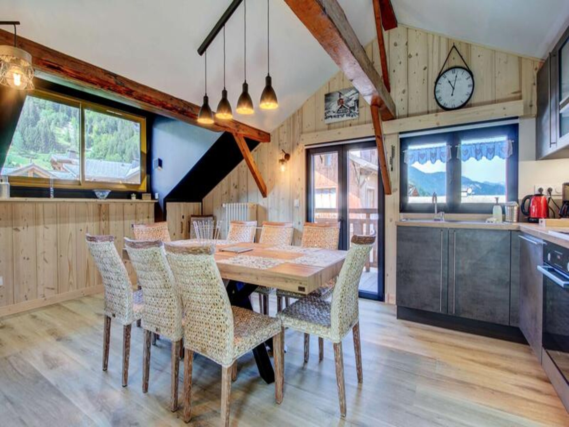 Authentiek 6-persoons appartement met balkon en uitzicht op de pistes in Morzine - foto 12