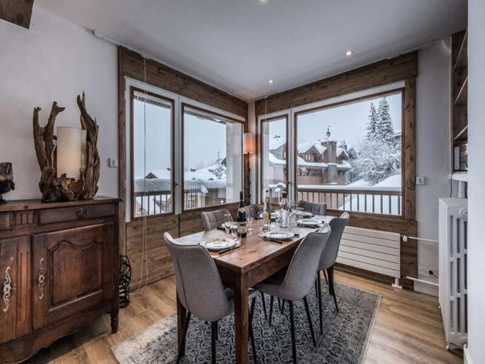 Luxueus ski-in/ski-out appartement in Courchevel 1850 met panoramisch resortzicht - foto 2
