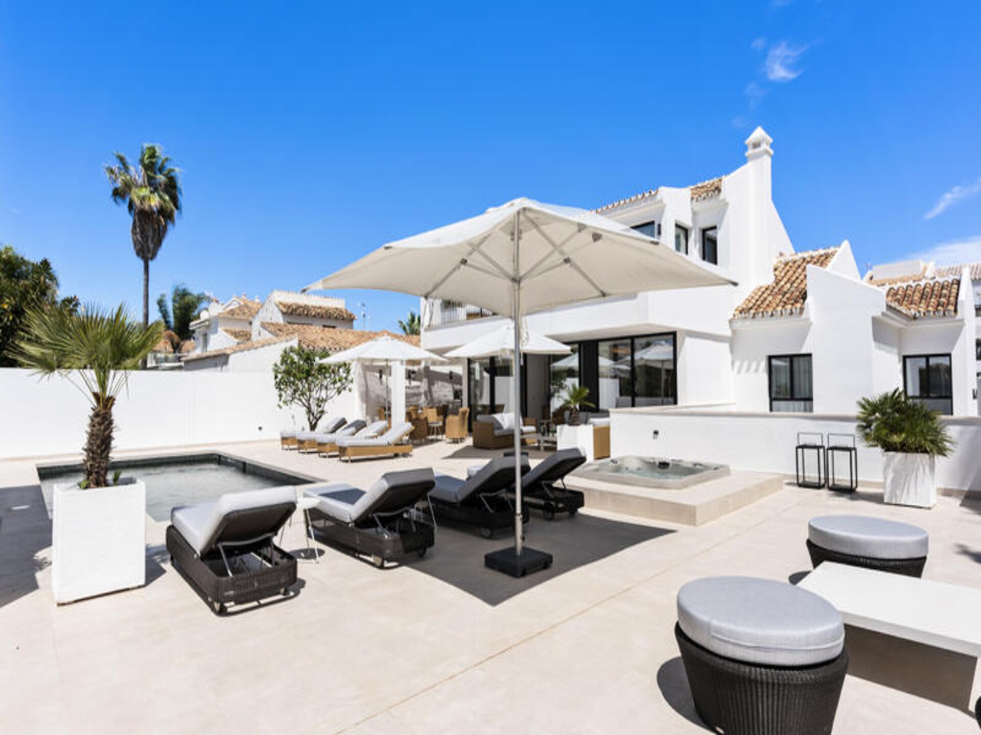 Luxe strandappartement in Marbella met privézwembad, op 5 minuten van het strand - foto 55