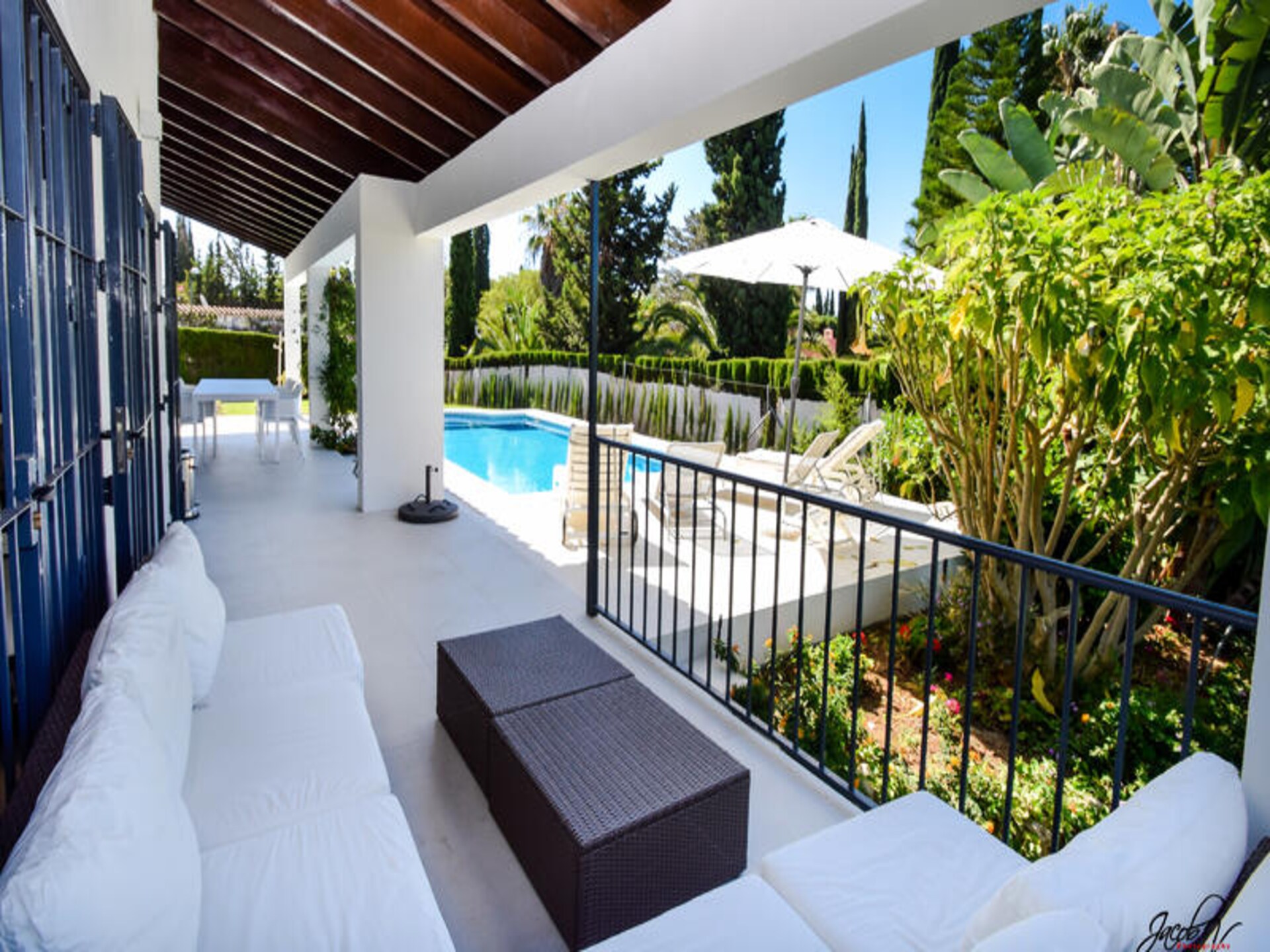 Zonovergoten appartement met privézwembad en tuin nabij Marbella - foto 19