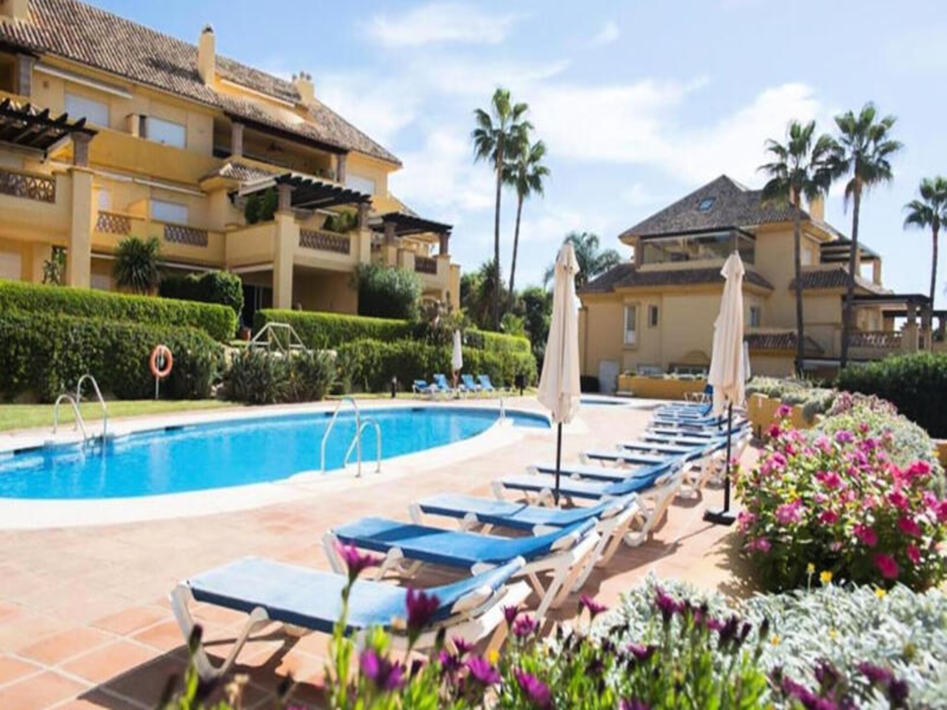 Luxe appartement aan zee met panoramisch uitzicht in Rio Real, Marbella - foto 3