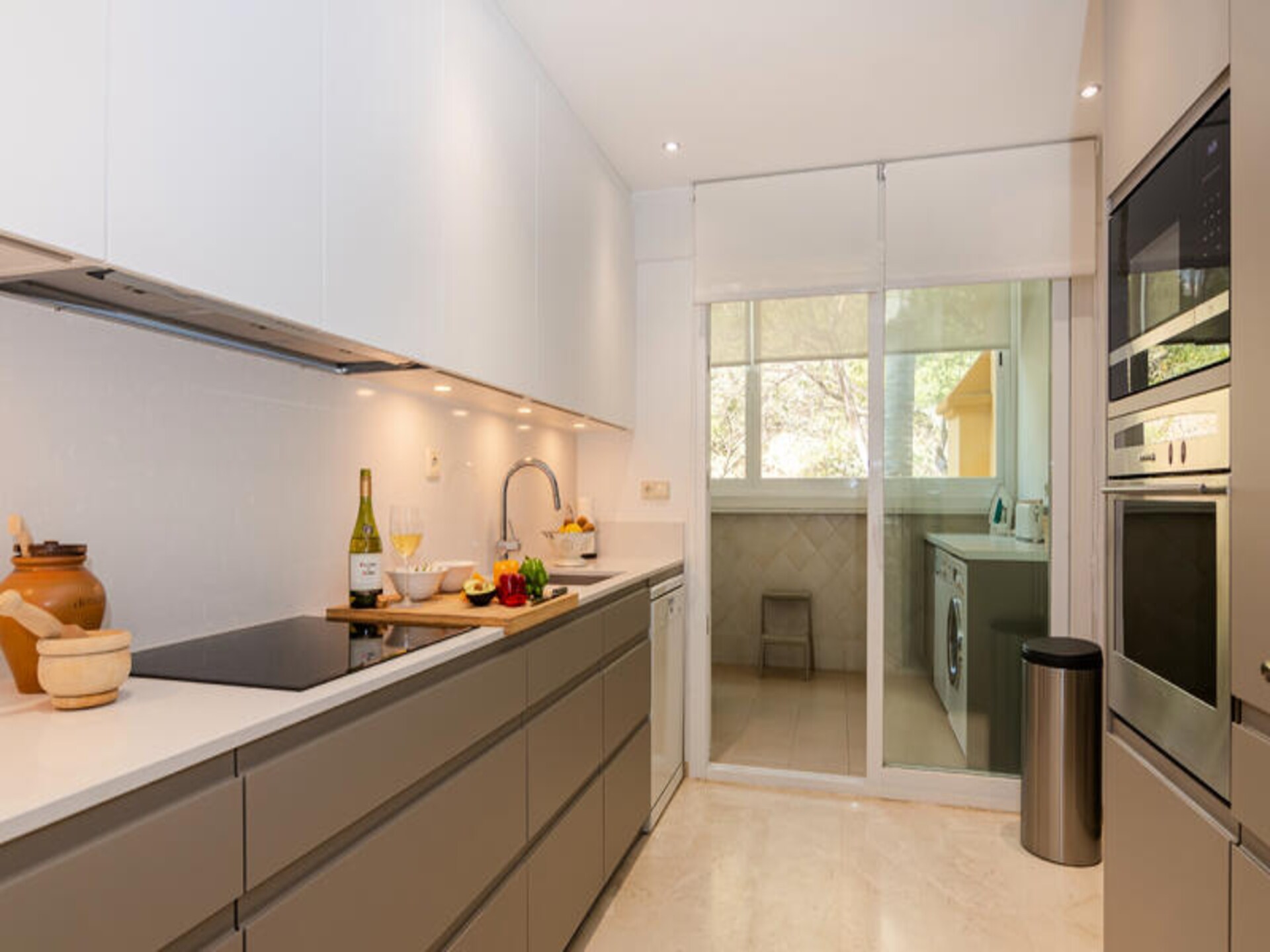 Luxe appartement aan zee met panoramisch uitzicht in Rio Real, Marbella - foto 13