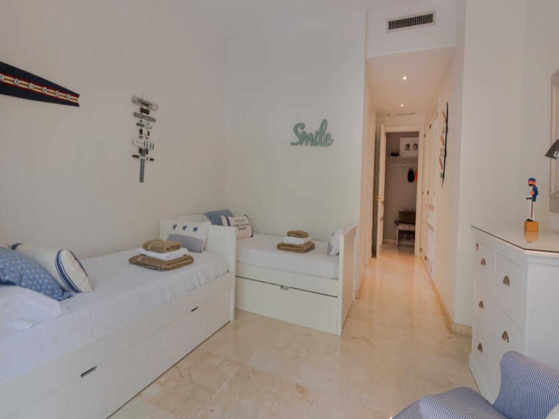 Luxe appartement aan zee met panoramisch uitzicht in Rio Real, Marbella - foto 22