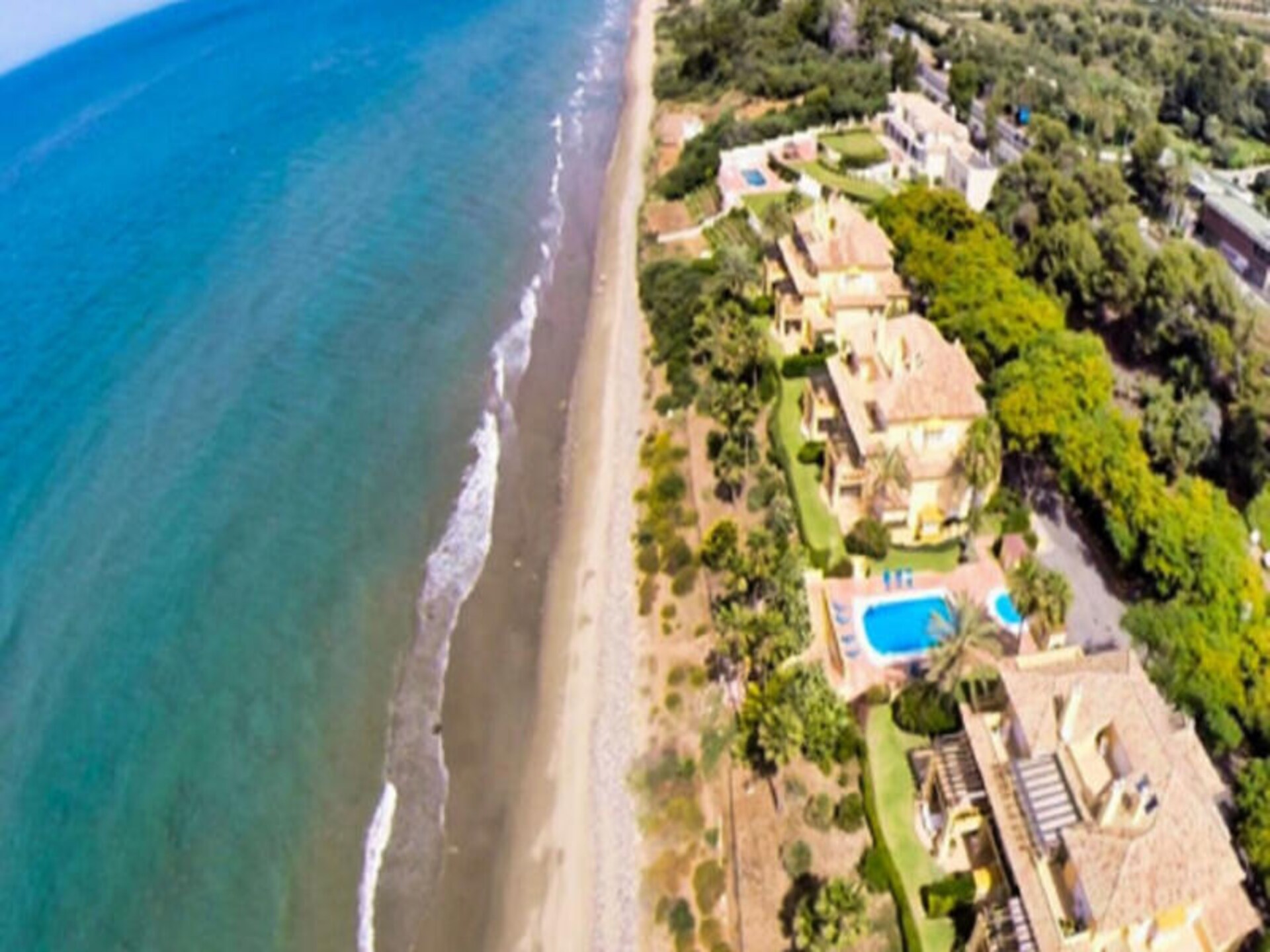 Luxe appartement aan zee met panoramisch uitzicht in Rio Real, Marbella - foto 29