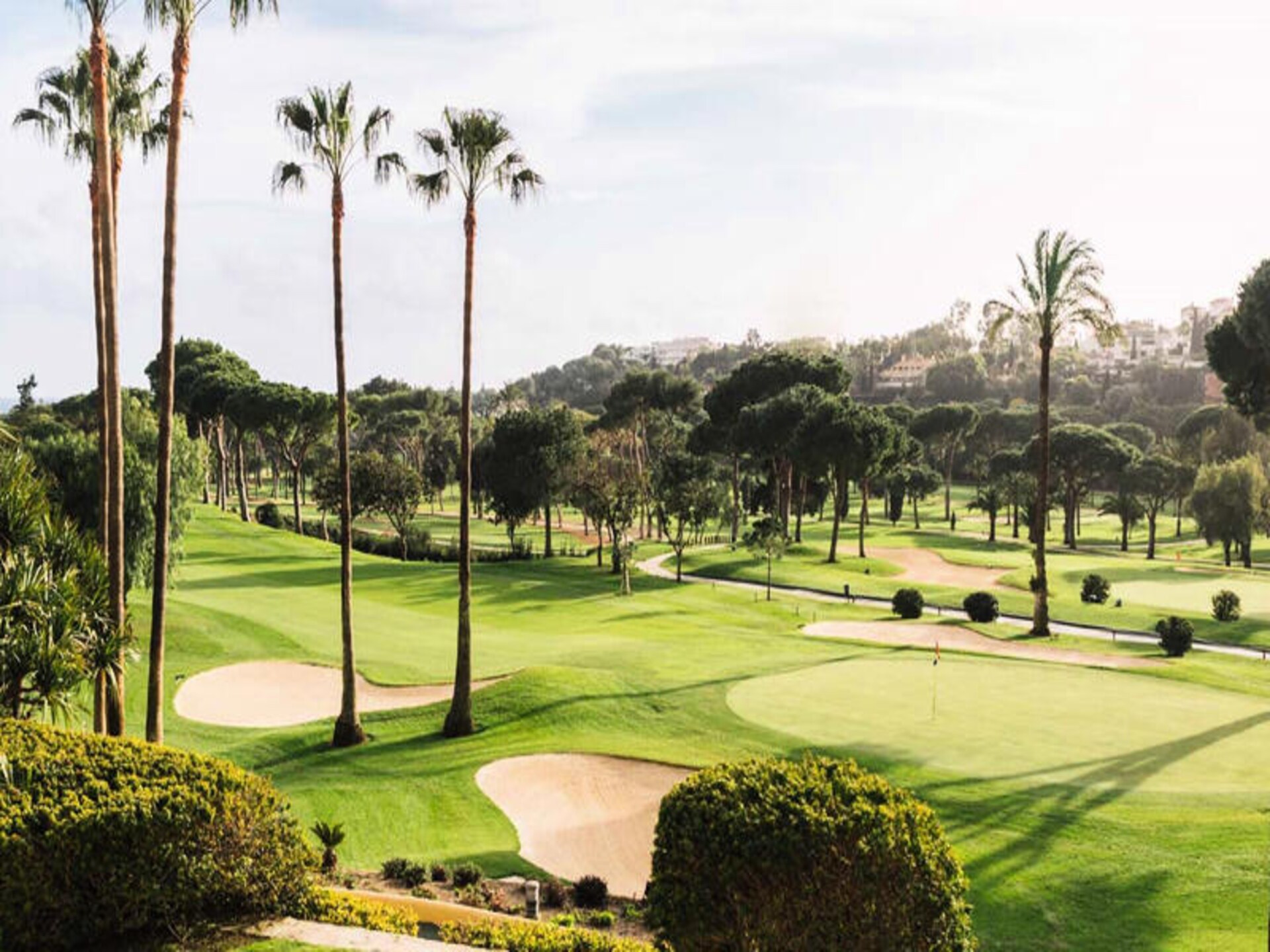 Luxe appartement aan zee met panoramisch uitzicht in Rio Real, Marbella - foto 33