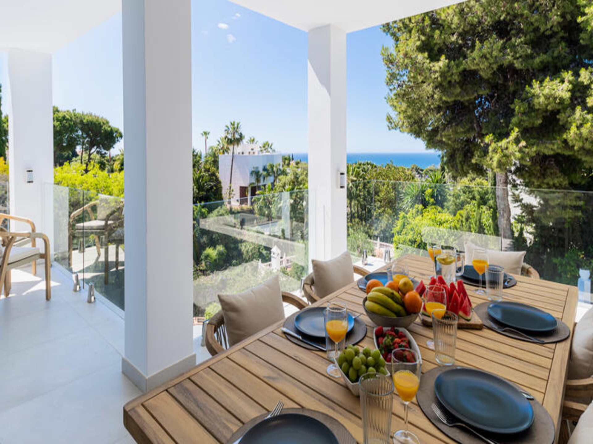 Luxe villa met zeezicht en zwembad in El Rosario, Marbella - foto 16