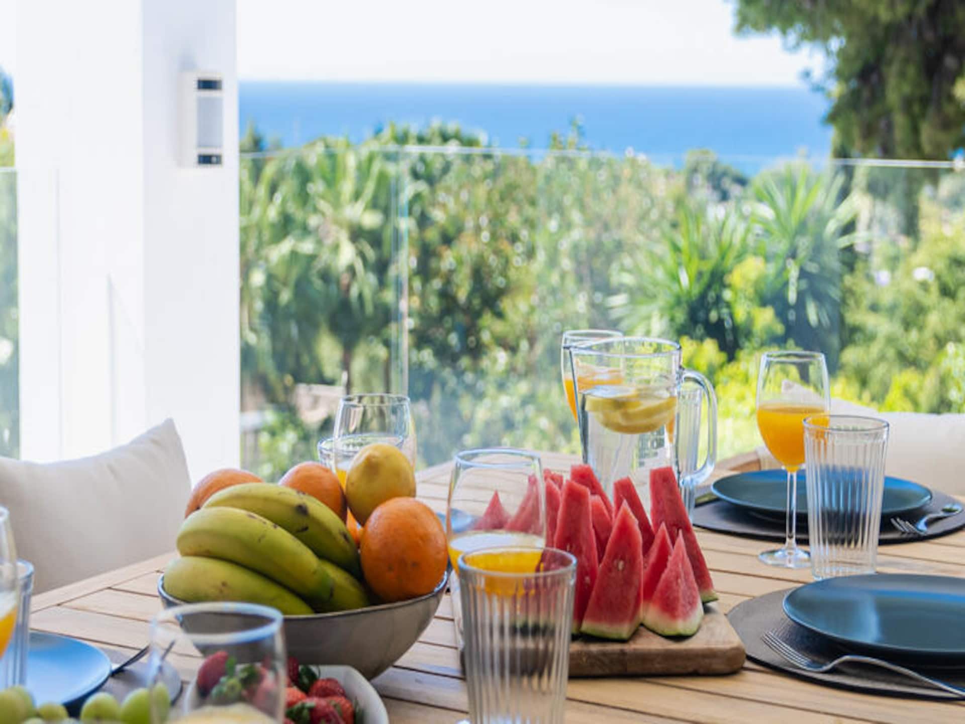 Luxe villa met zeezicht en zwembad in El Rosario, Marbella - foto 17