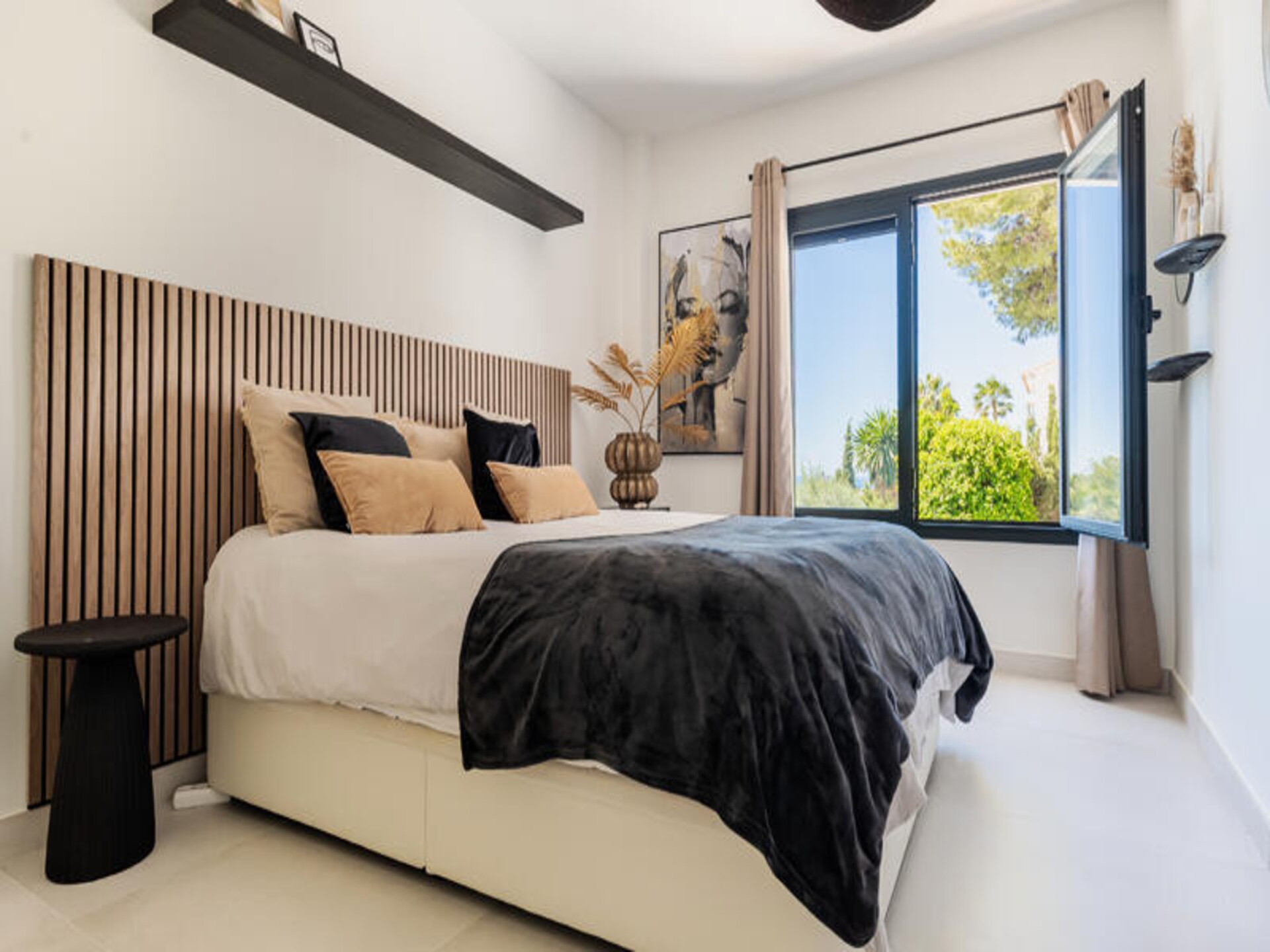 Luxe villa met zeezicht en zwembad in El Rosario, Marbella - foto 21