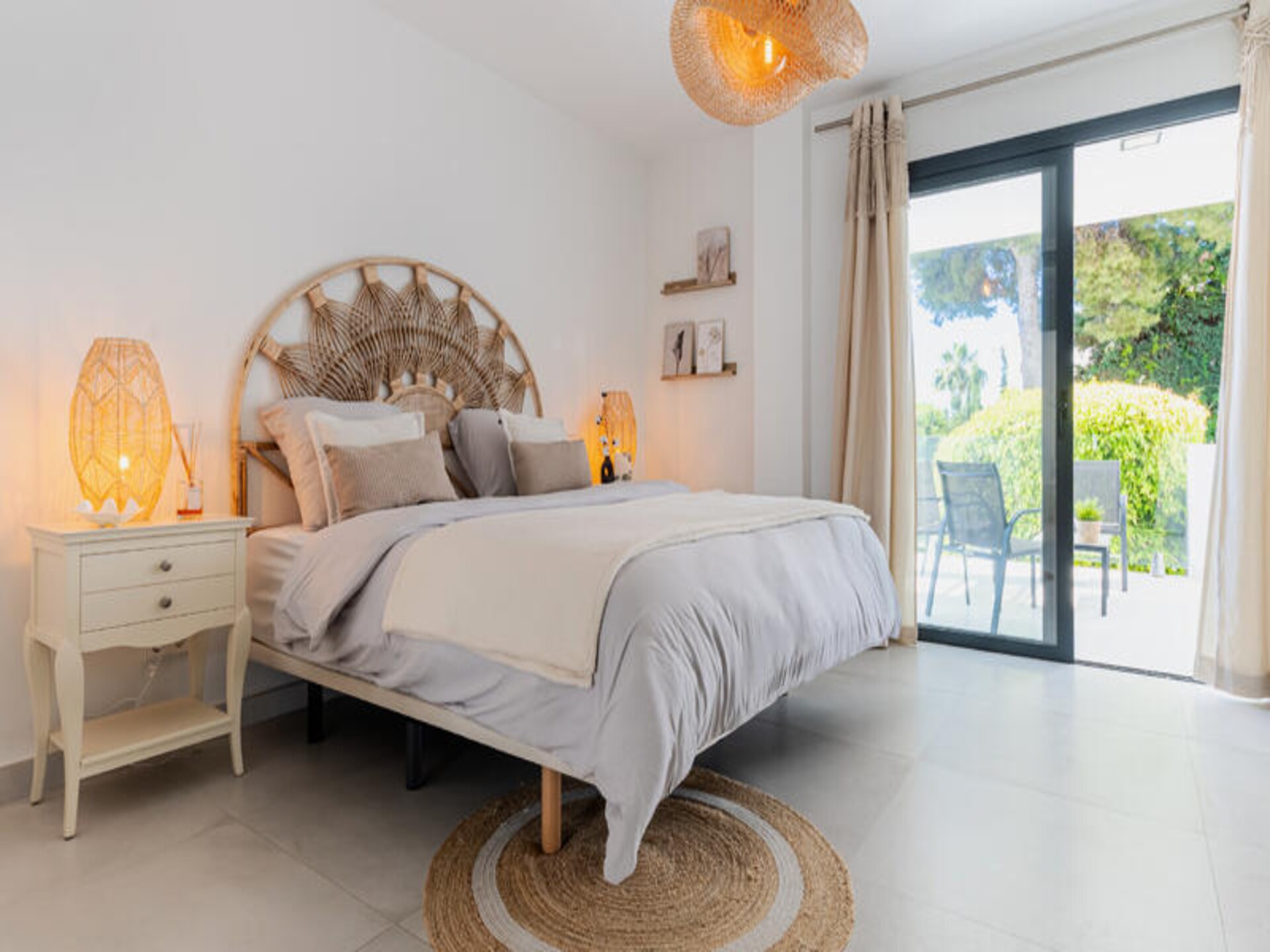 Luxe villa met zeezicht en zwembad in El Rosario, Marbella - foto 24