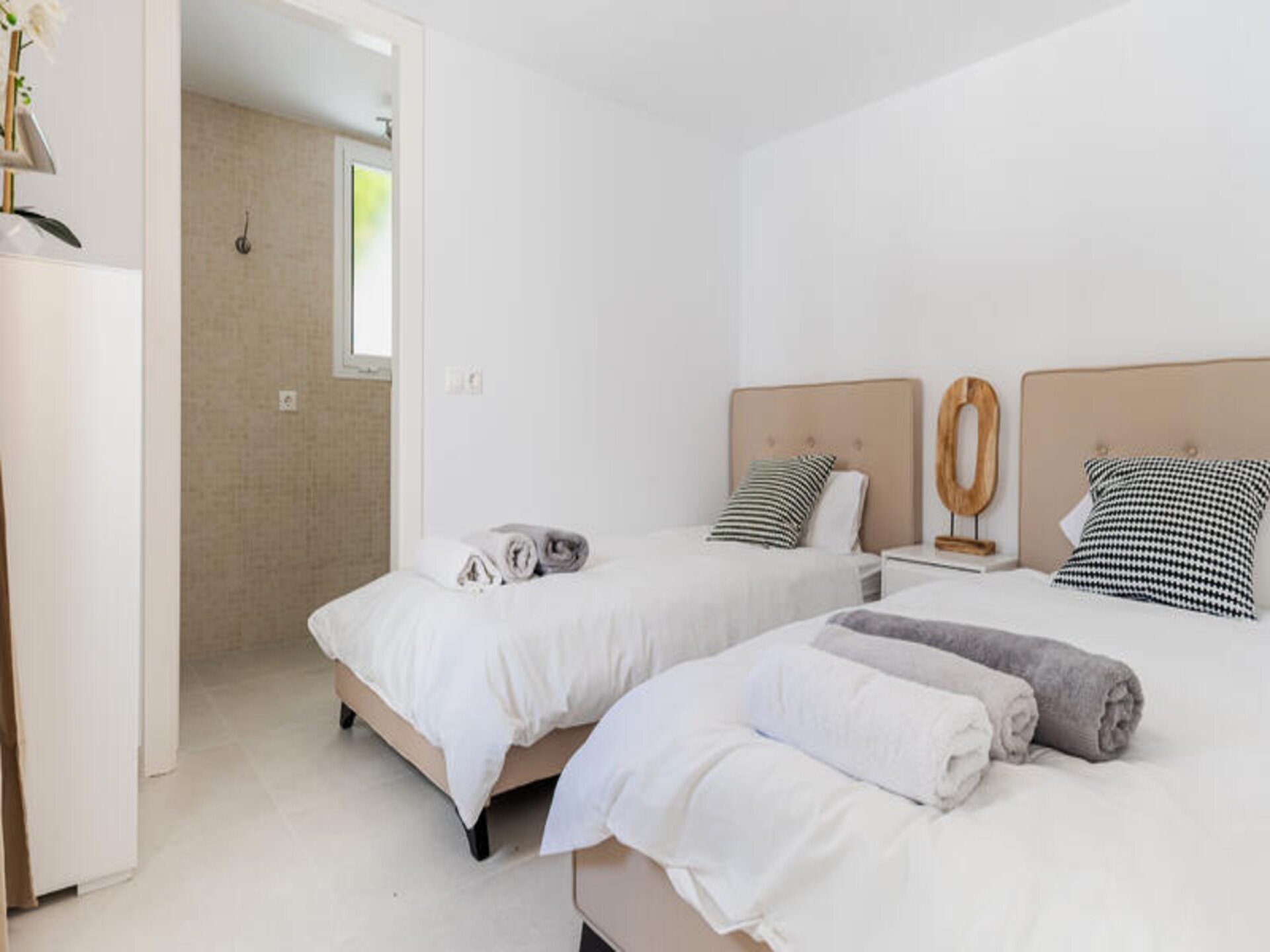 Luxe villa met zeezicht en zwembad in El Rosario, Marbella - foto 37