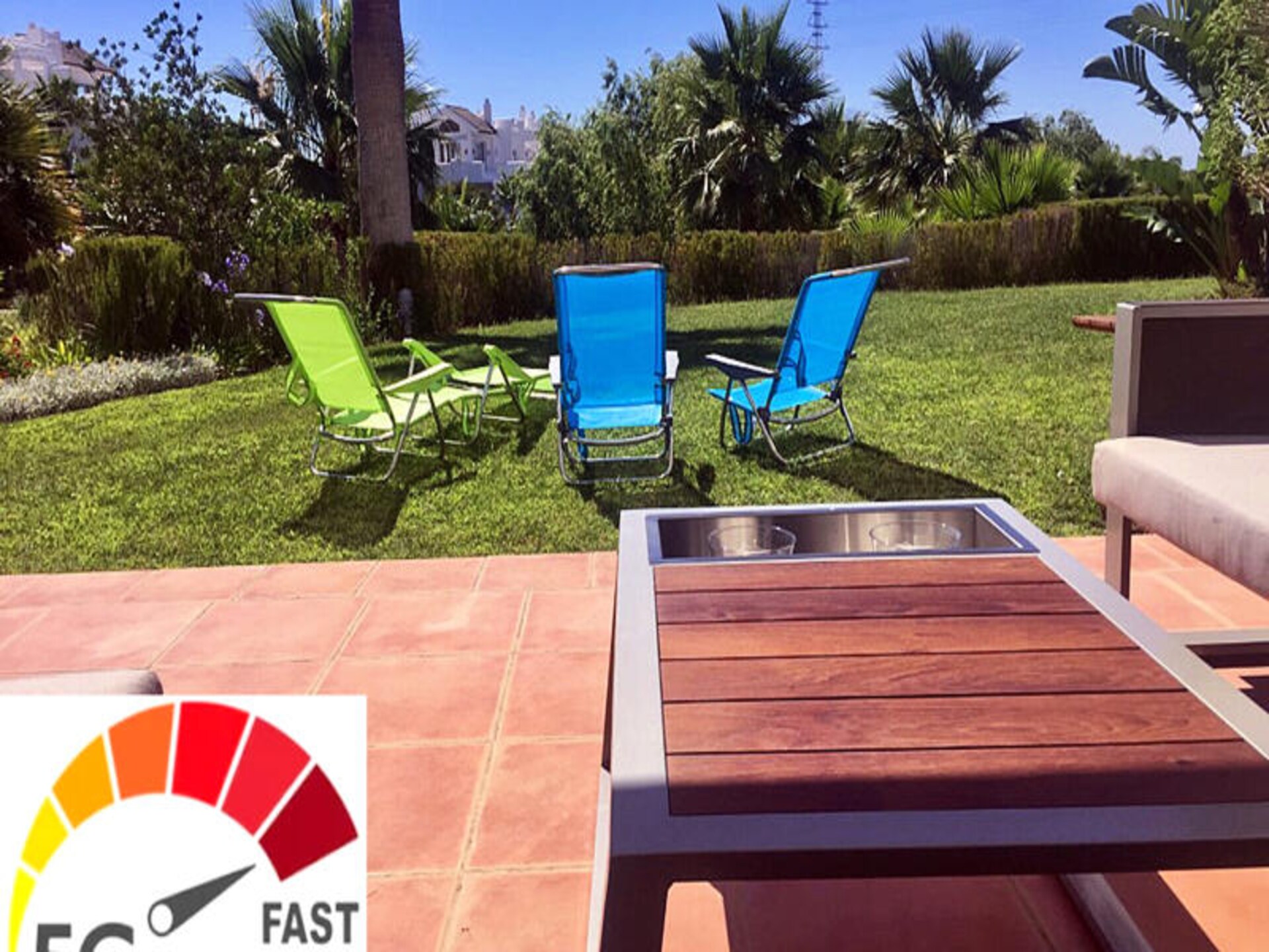 Modern appartement aan kristalheldere lagune in Casares, vlakbij Estepona - foto 1