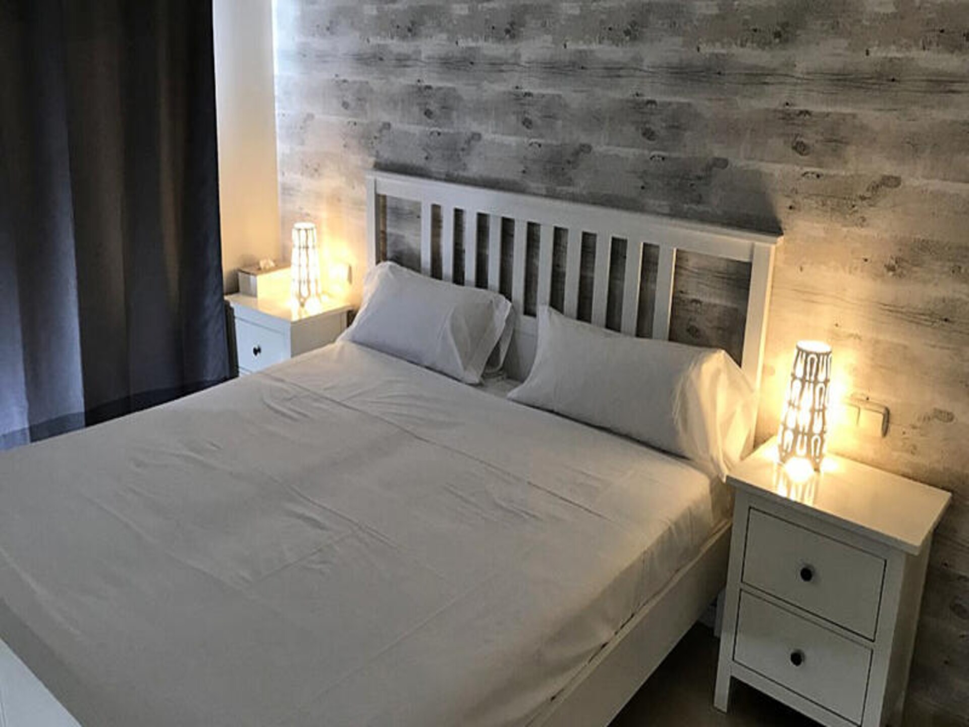 Modern appartement aan kristalheldere lagune in Casares, vlakbij Estepona - foto 14