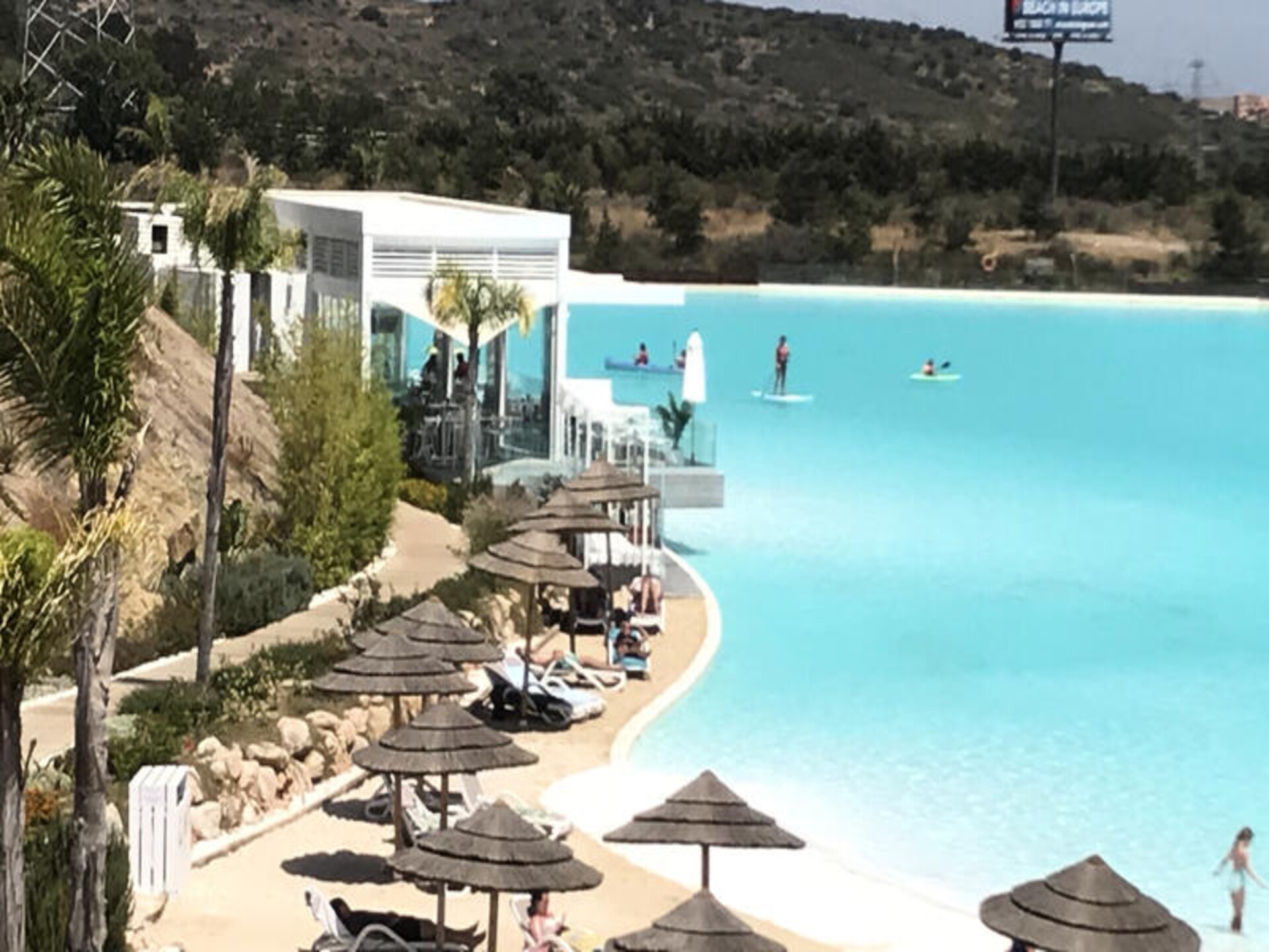 Modern appartement aan kristalheldere lagune in Casares, vlakbij Estepona - foto 21