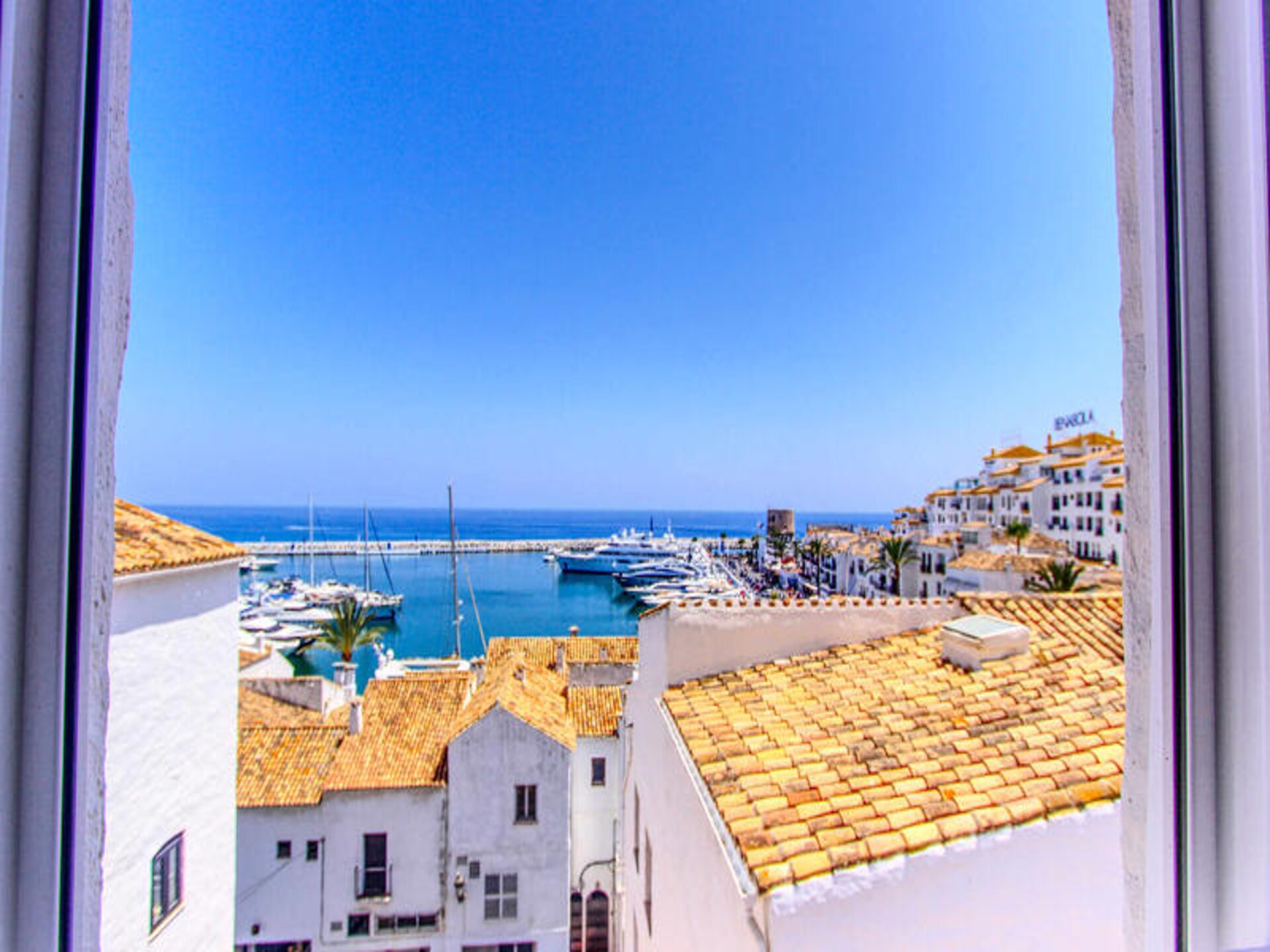 Stijlvol appartement aan de haven van Puerto Banús, Marbella - foto 4