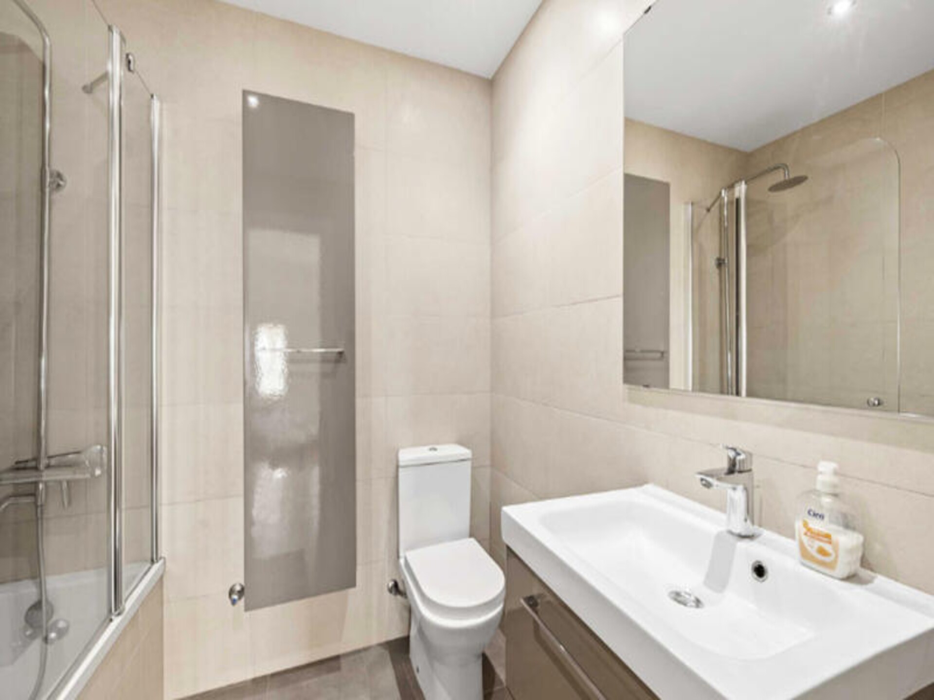 Strandappartement met panoramisch zeezicht tot aan Gibraltar - foto 16
