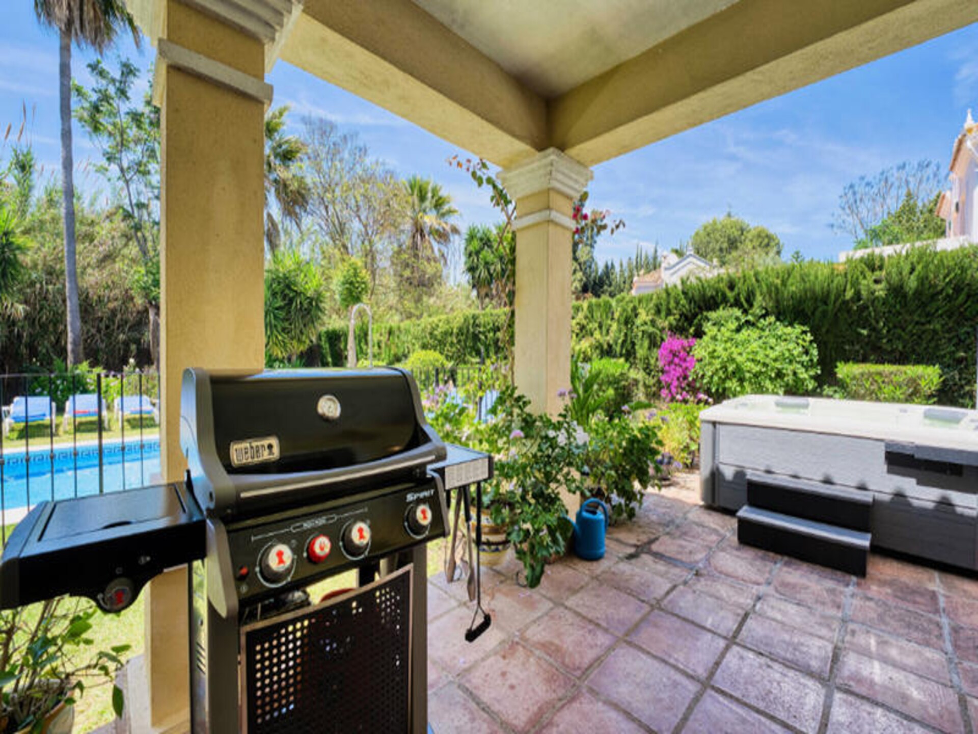 Elegante villa met dakterras en zwembad nabij Marbella - foto 5