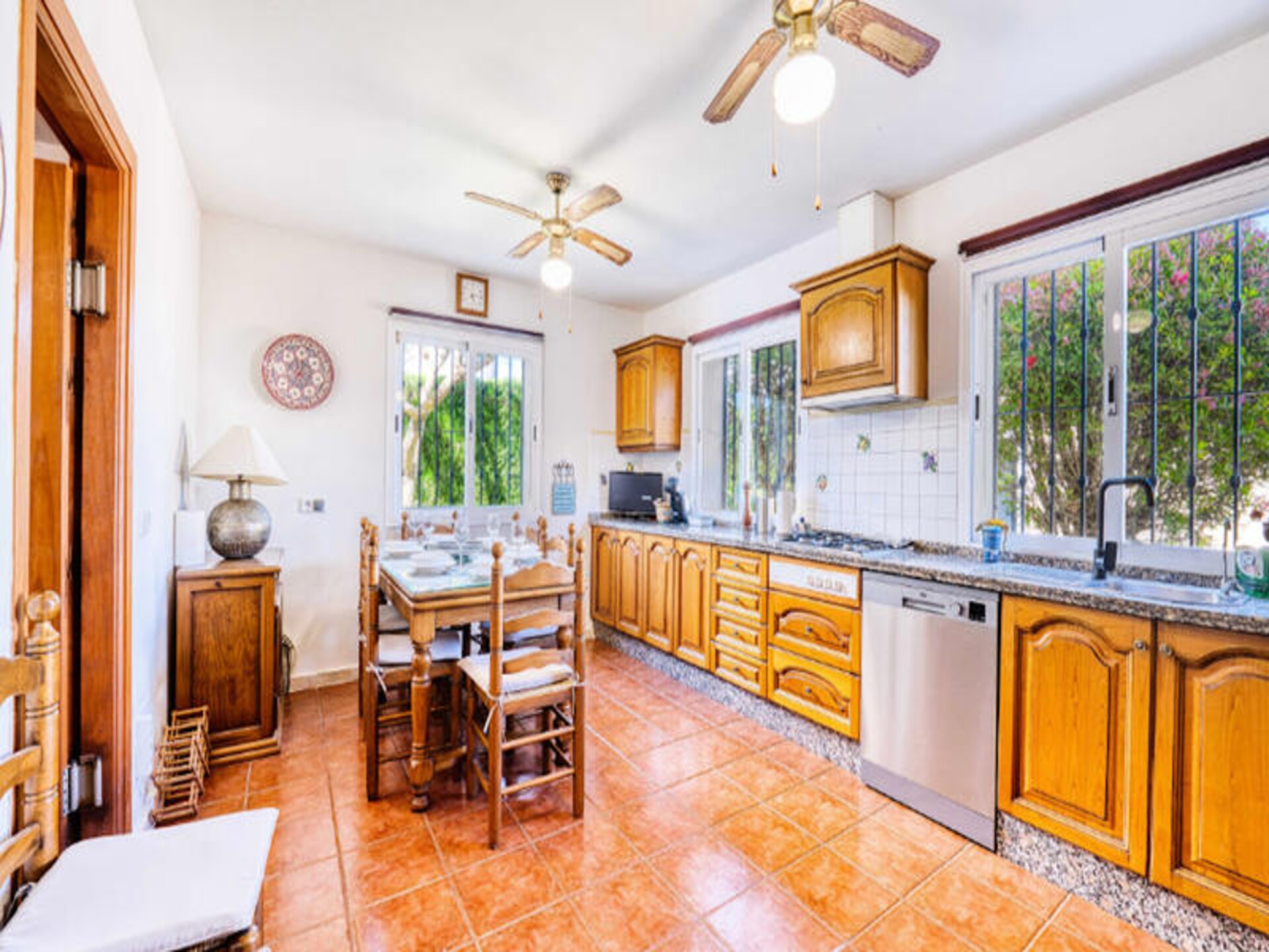 Elegante villa met dakterras en zwembad nabij Marbella - foto 10