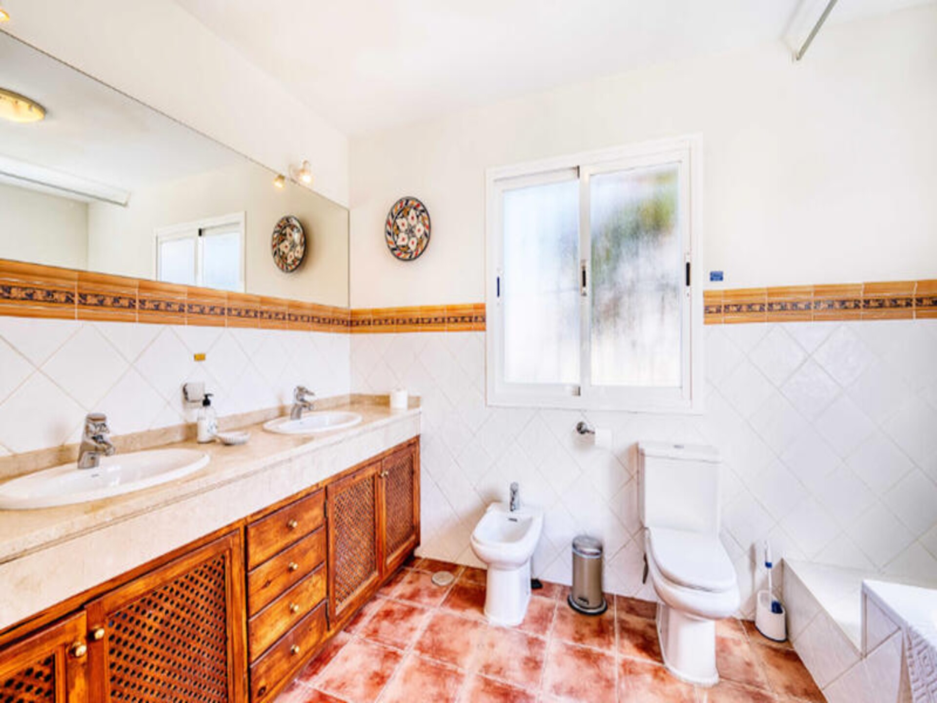 Elegante villa met dakterras en zwembad nabij Marbella - foto 14