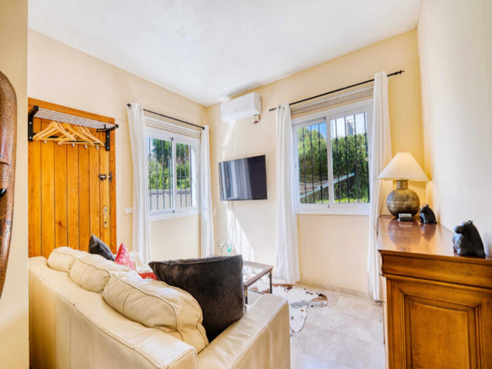 Elegante villa met dakterras en zwembad nabij Marbella - foto 16